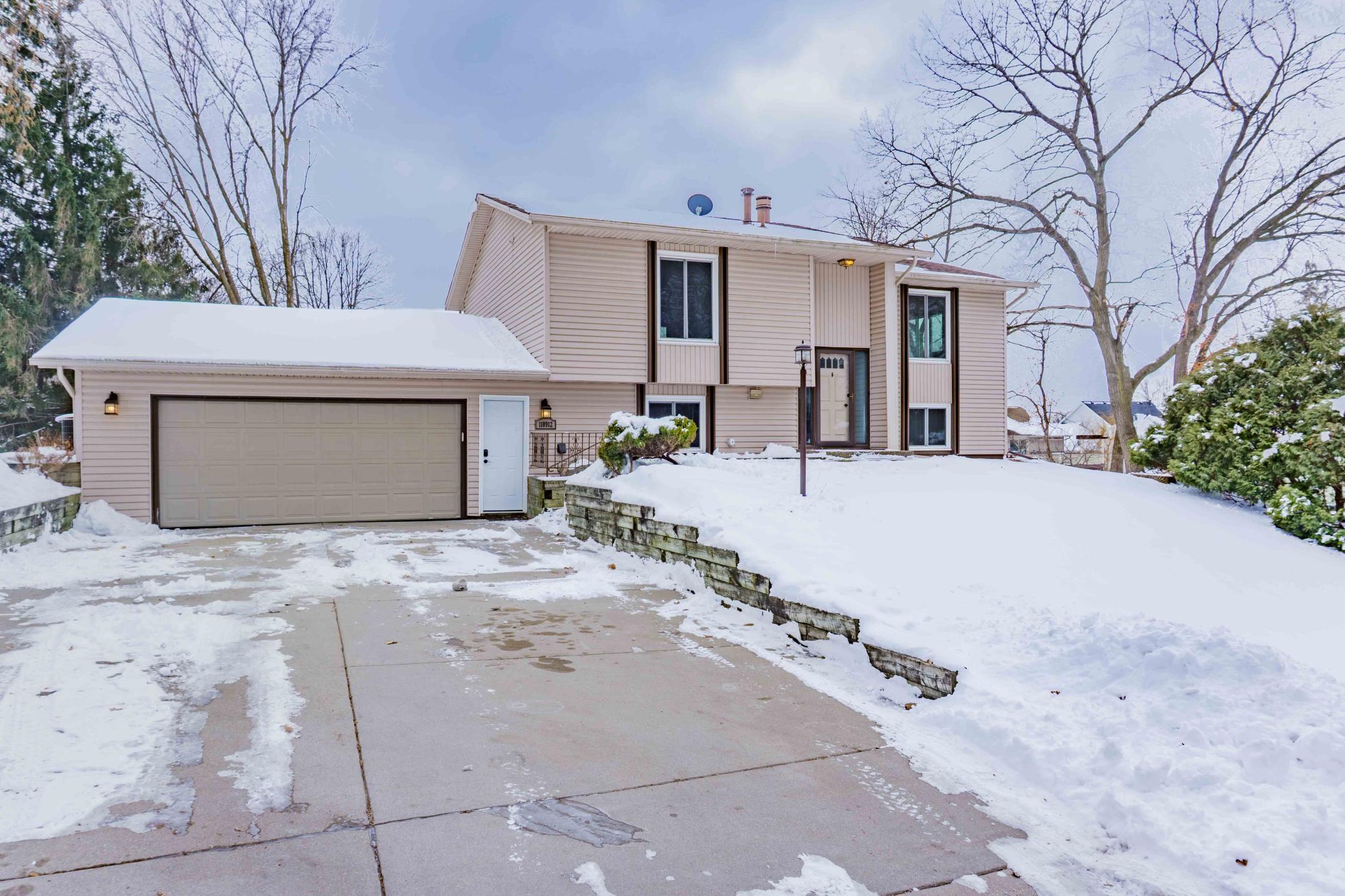 110912 Von Hertzen Circle