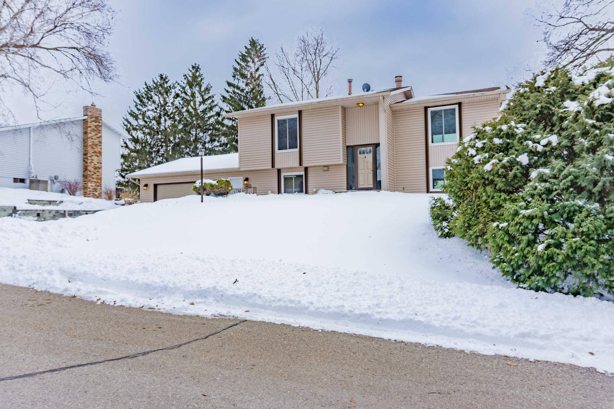 110912 Von Hertzen Circle