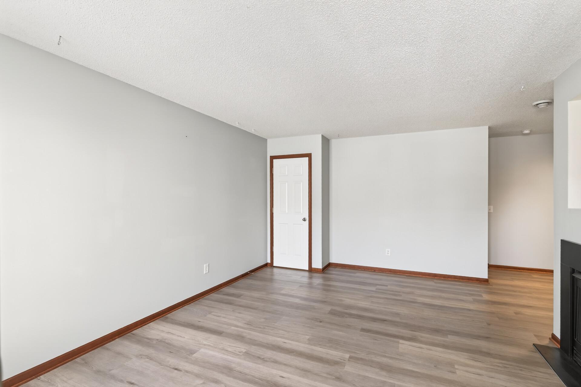 1316 Raintree Lane