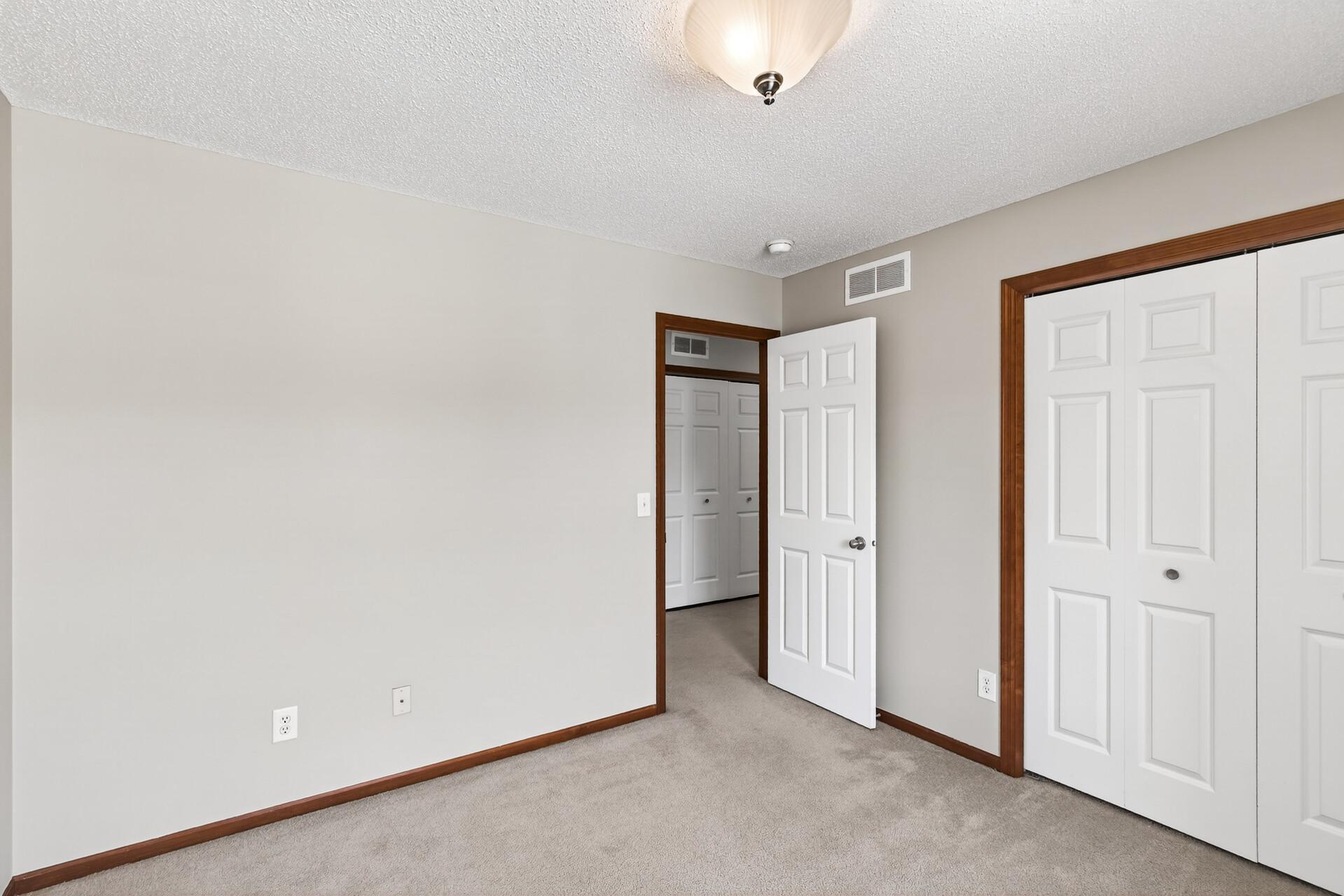 1316 Raintree Lane