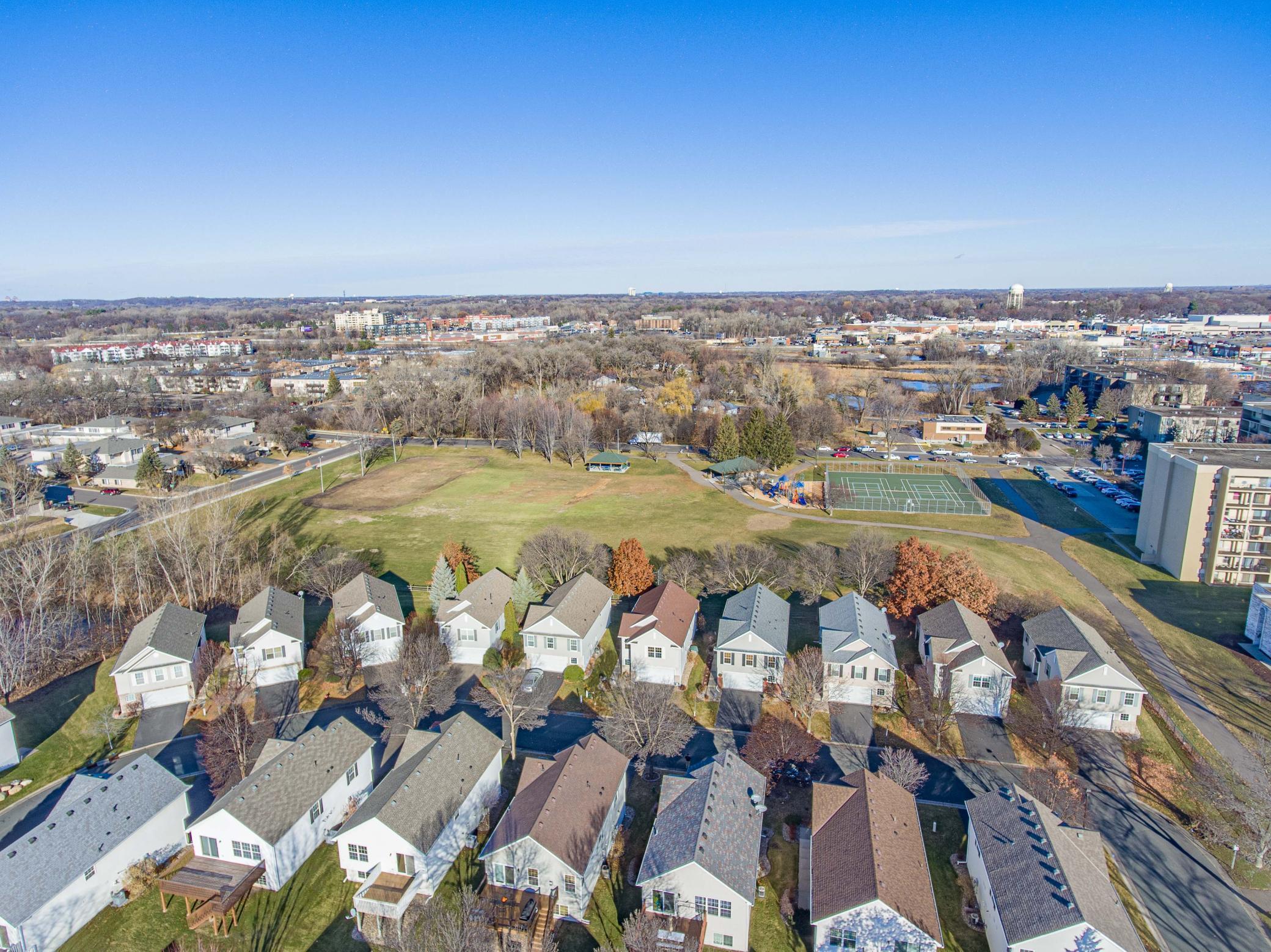 916 Parkside Boulevard