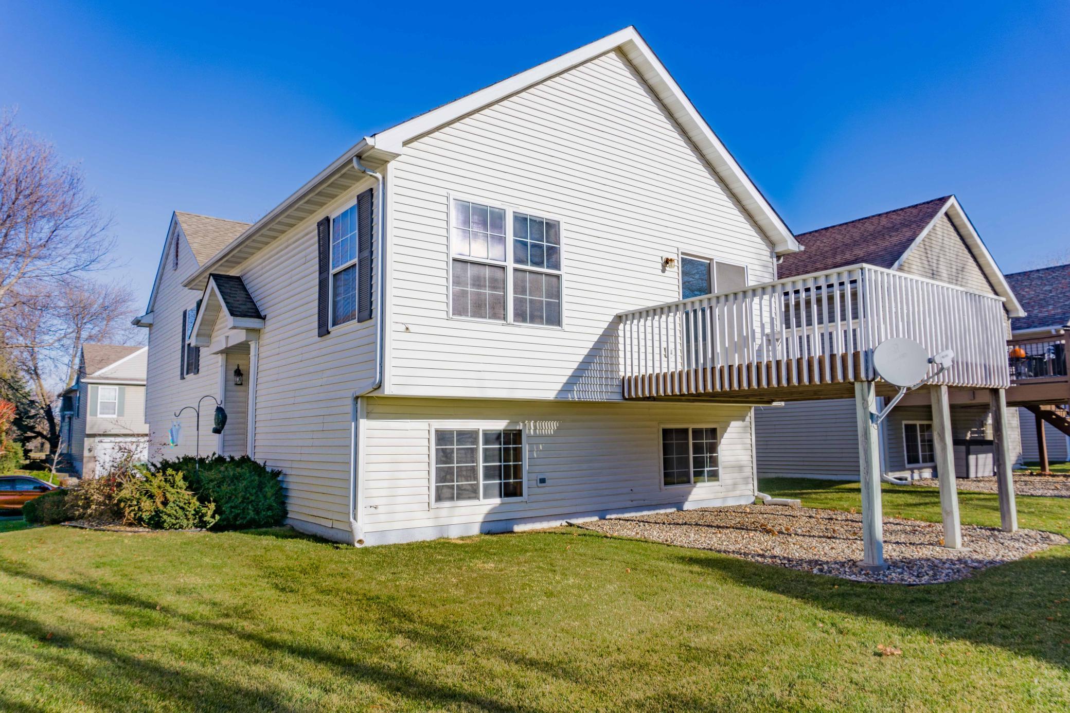 916 Parkside Boulevard