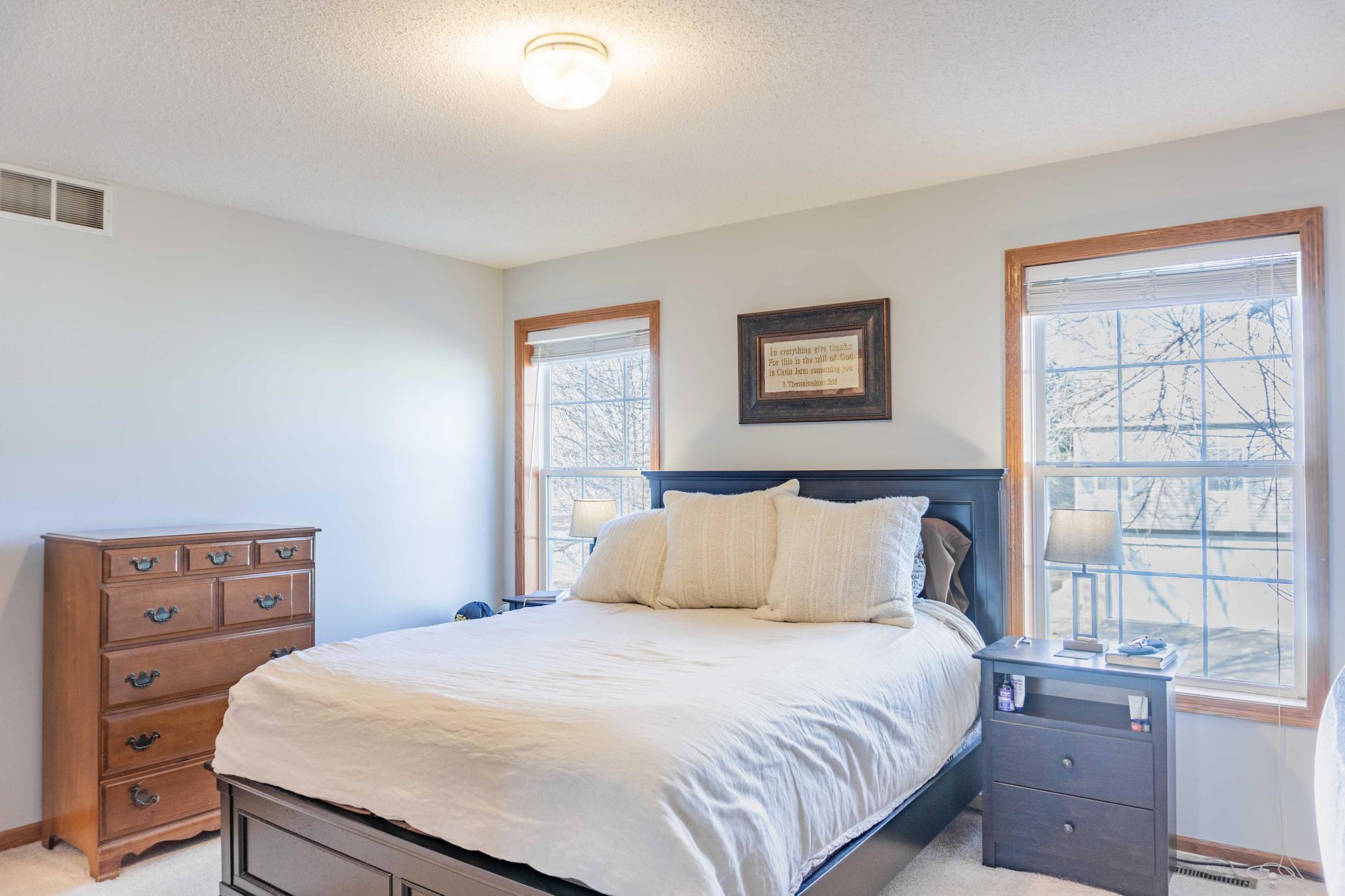 916 Parkside Boulevard