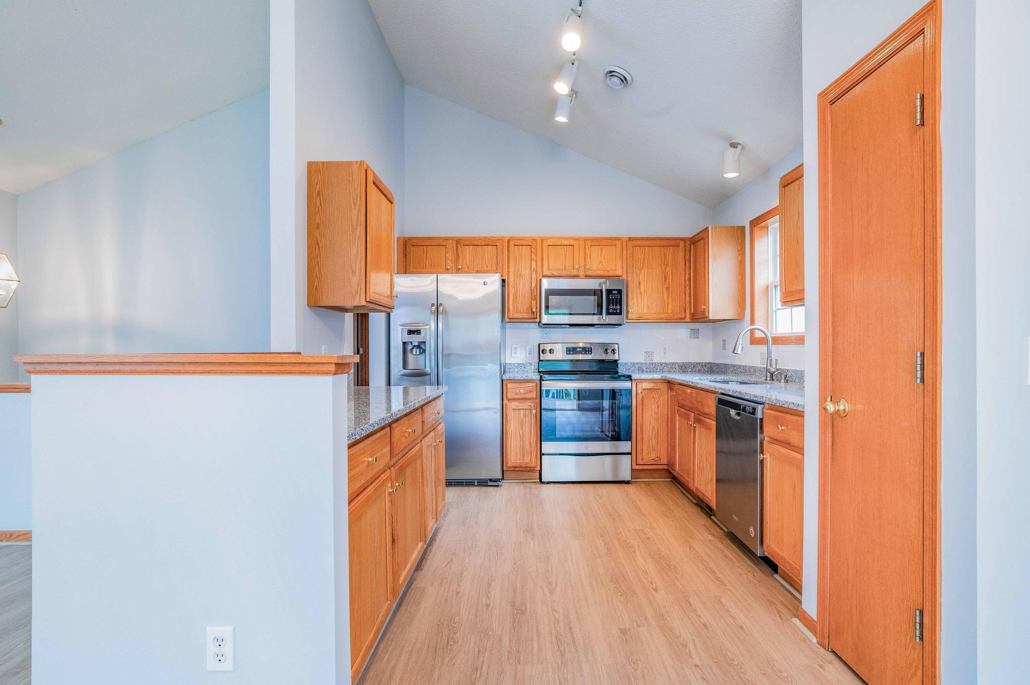 916 Parkside Boulevard