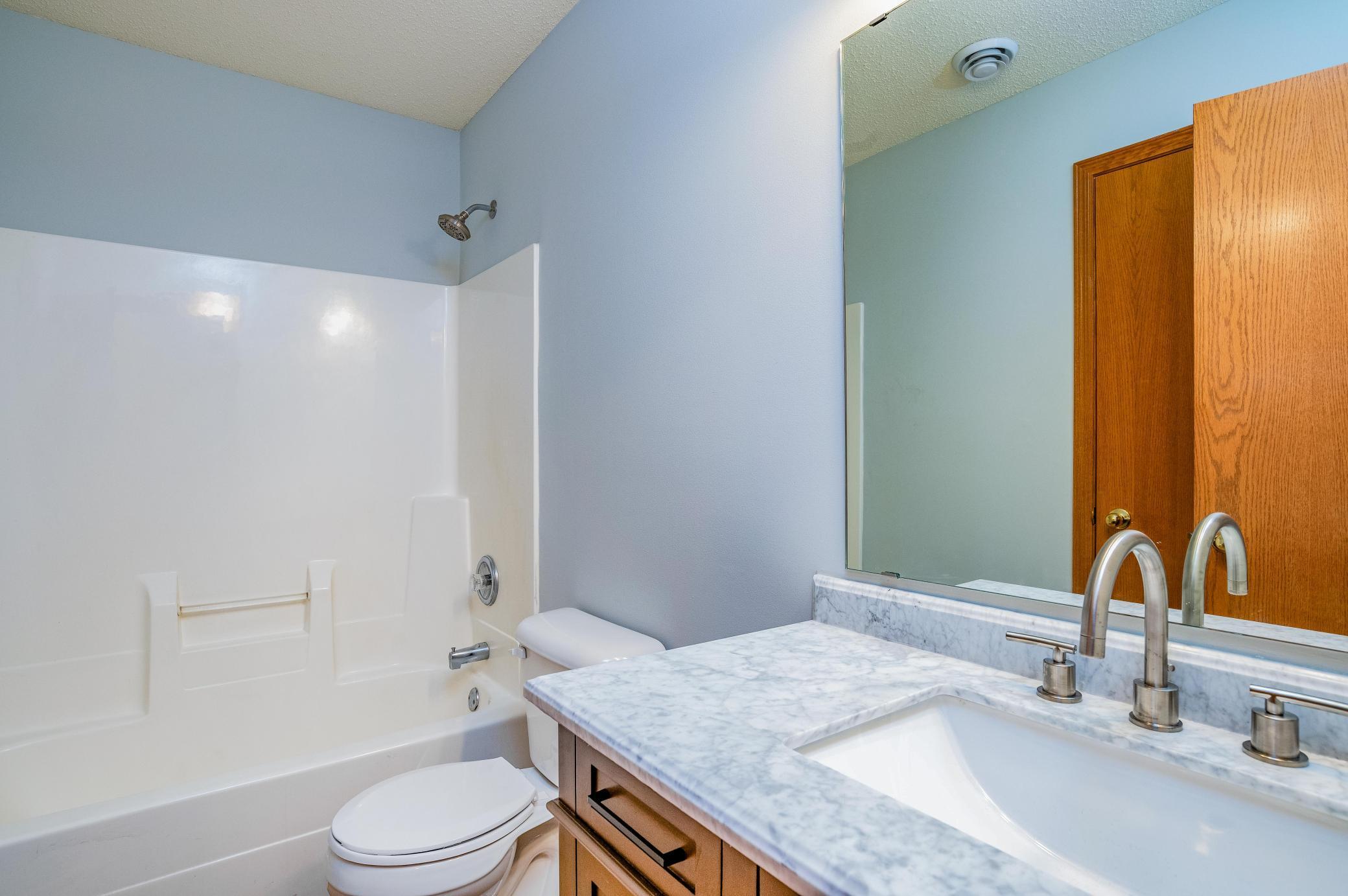 916 Parkside Boulevard