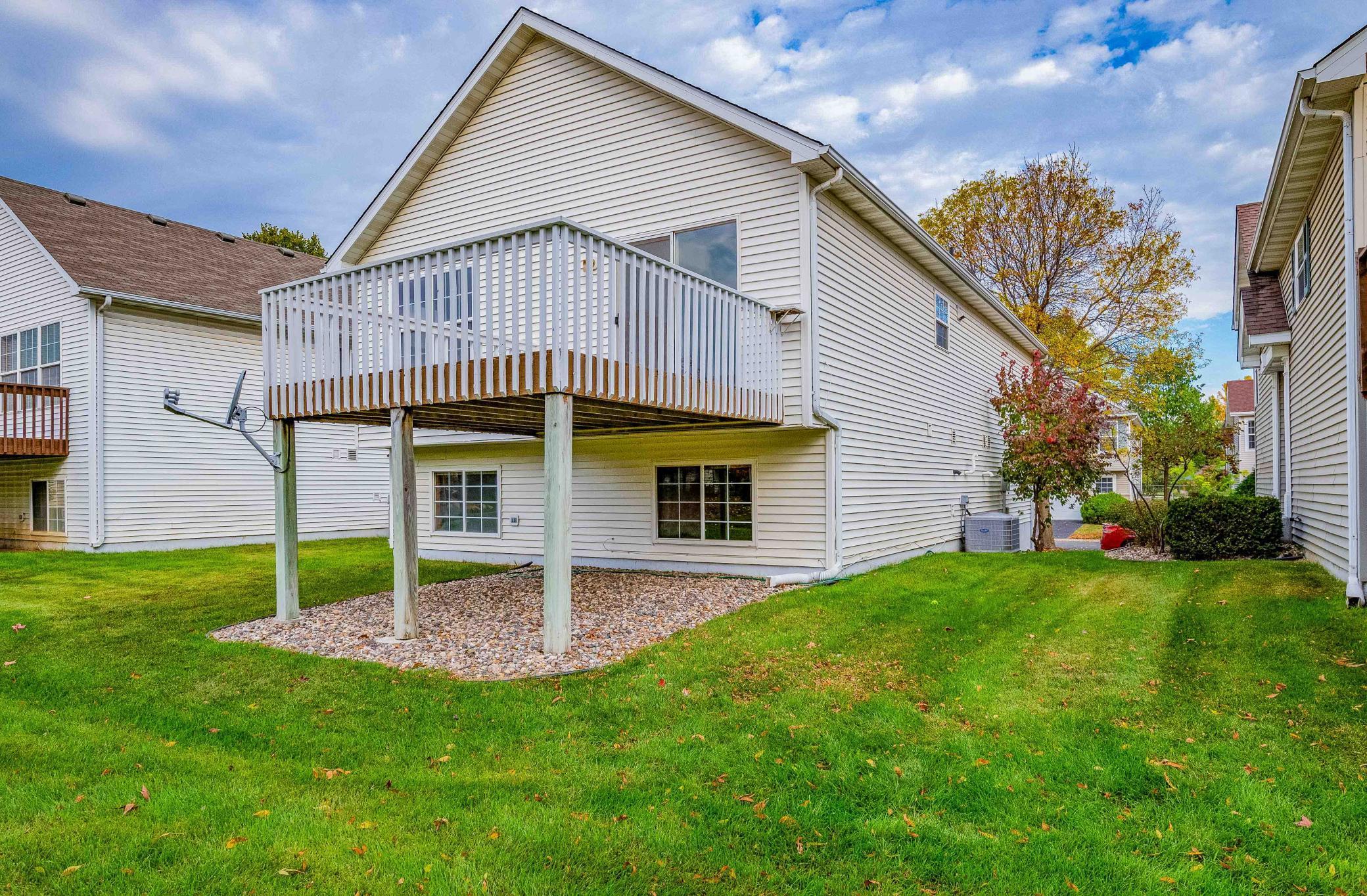 916 Parkside Boulevard