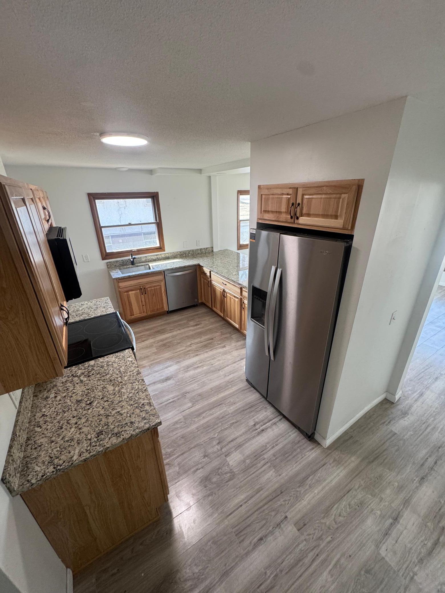 323 Van Buren Avenue N