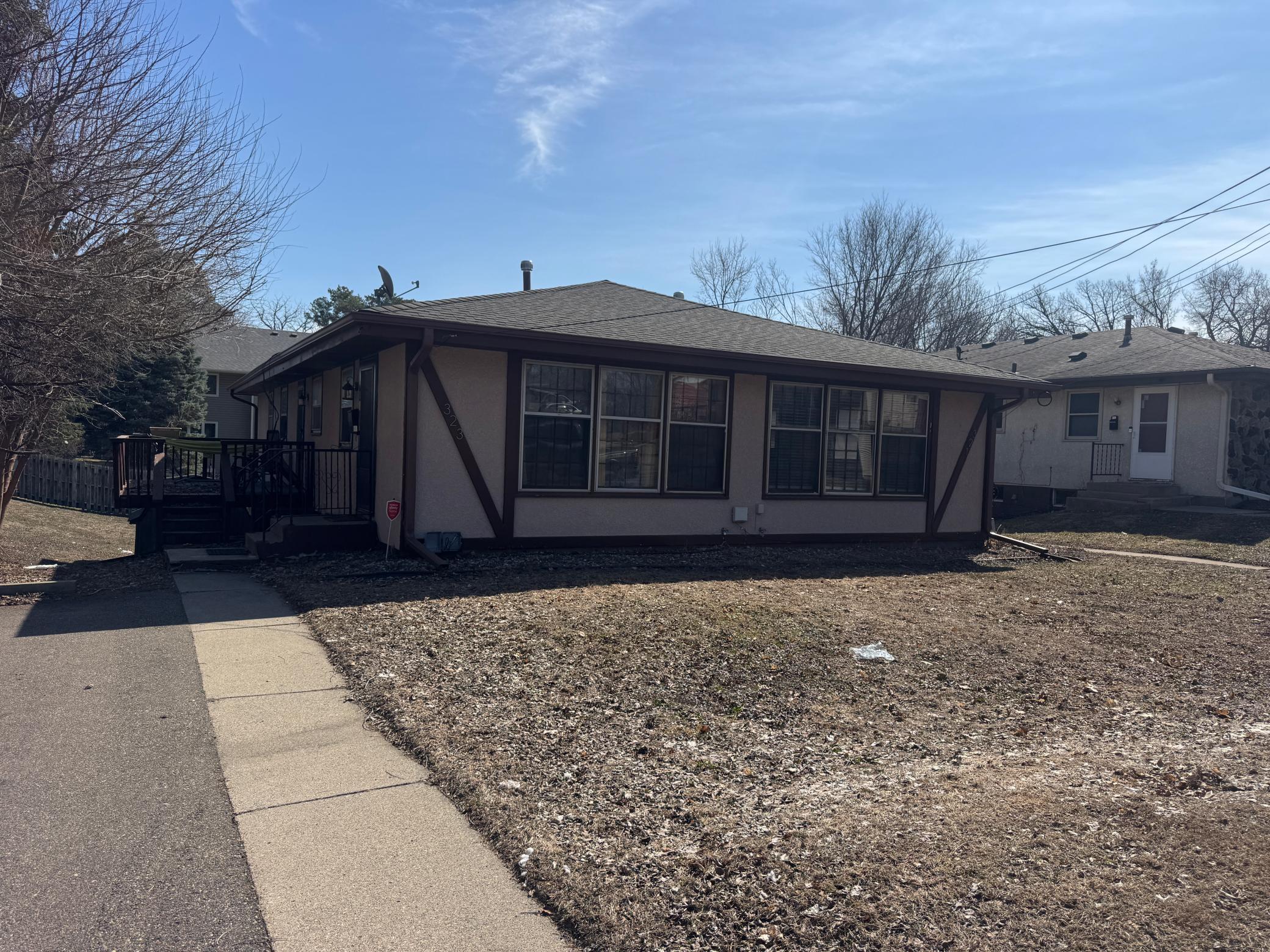 323 Van Buren Avenue N