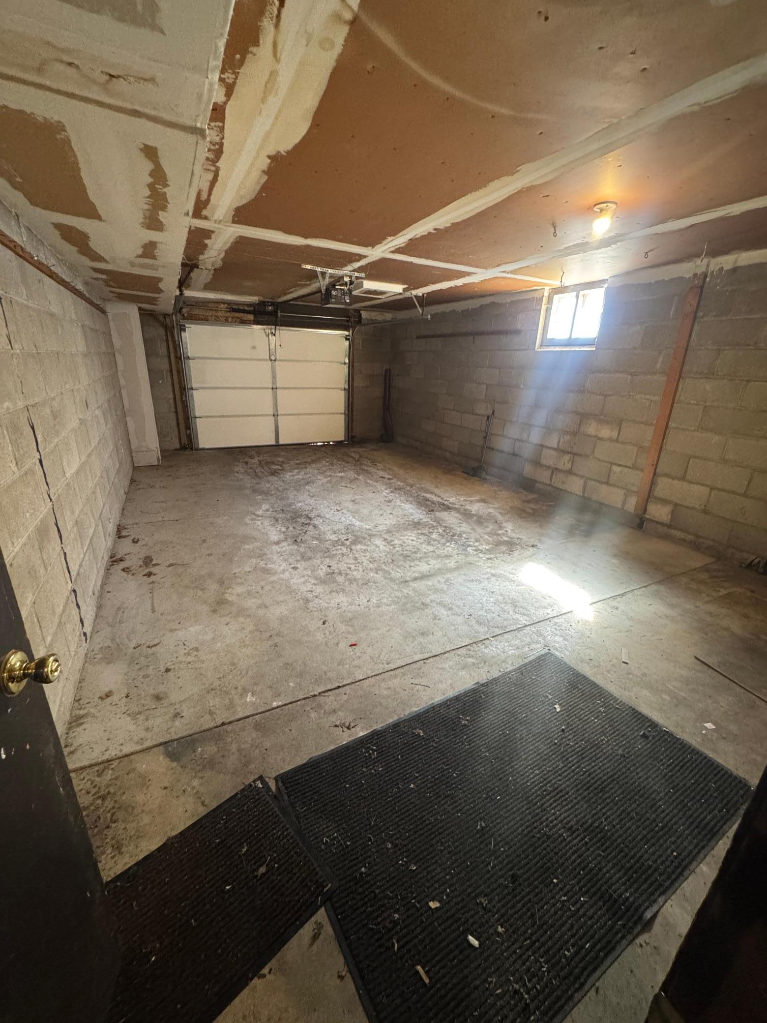 323 Van Buren Avenue N