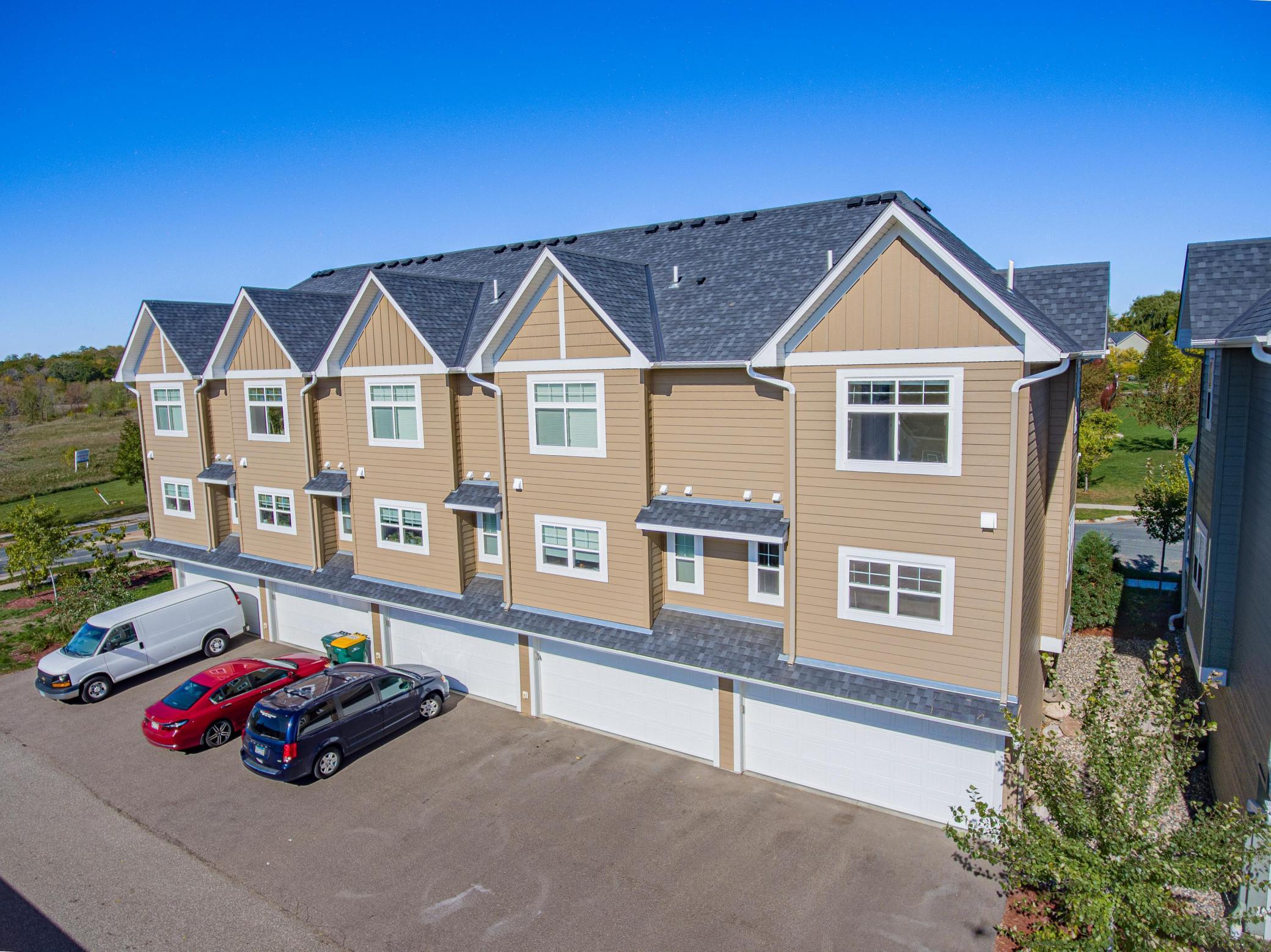 2976 Clover Ridge Drive