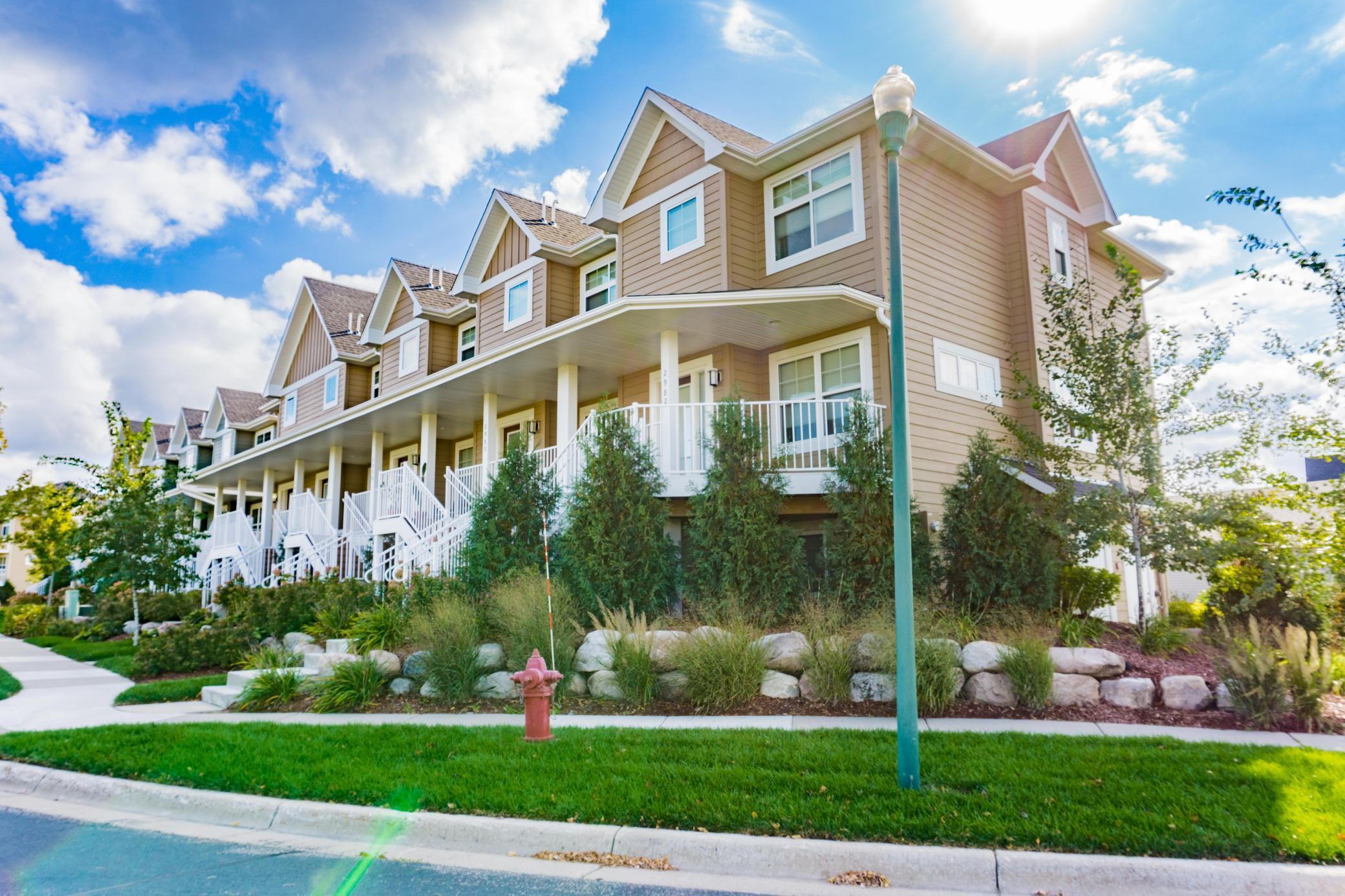 2976 Clover Ridge Drive