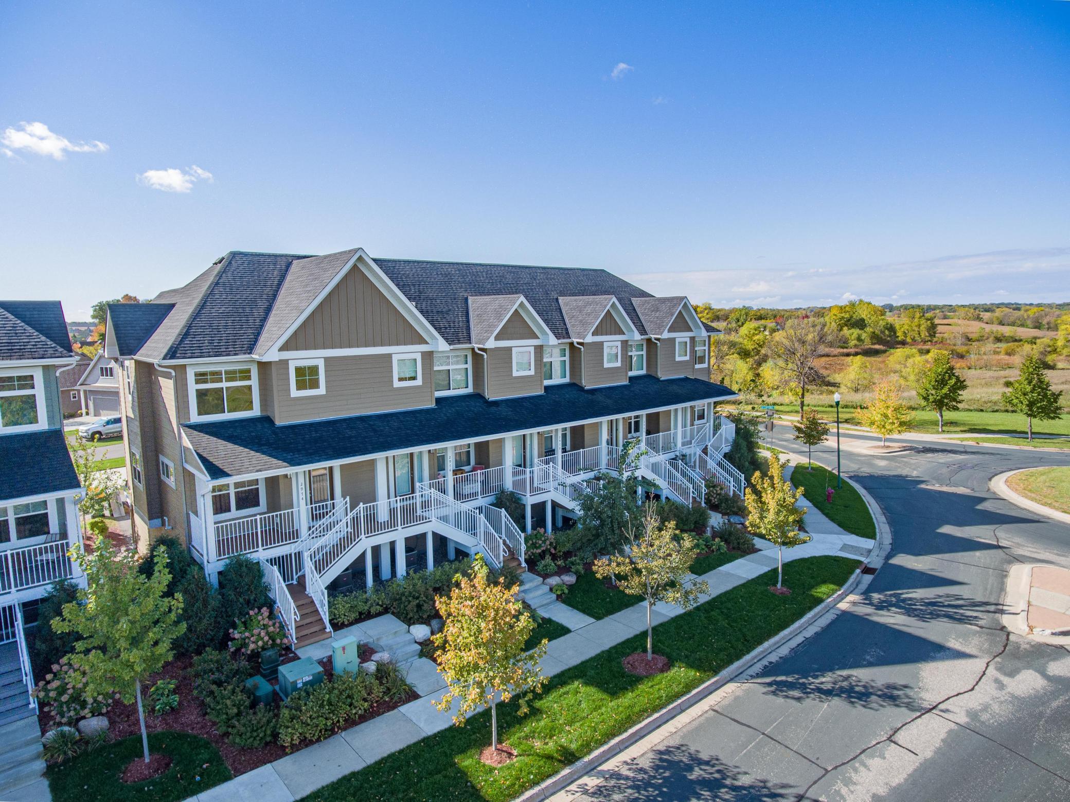 2976 Clover Ridge Drive