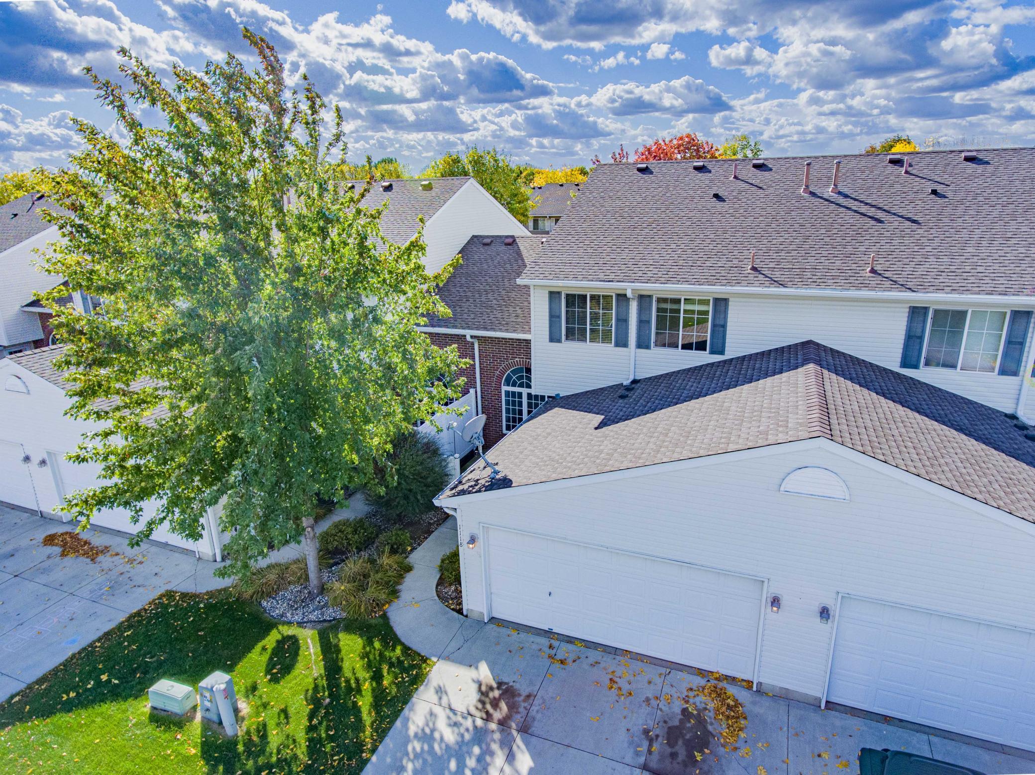 1118 Larkspur Lane