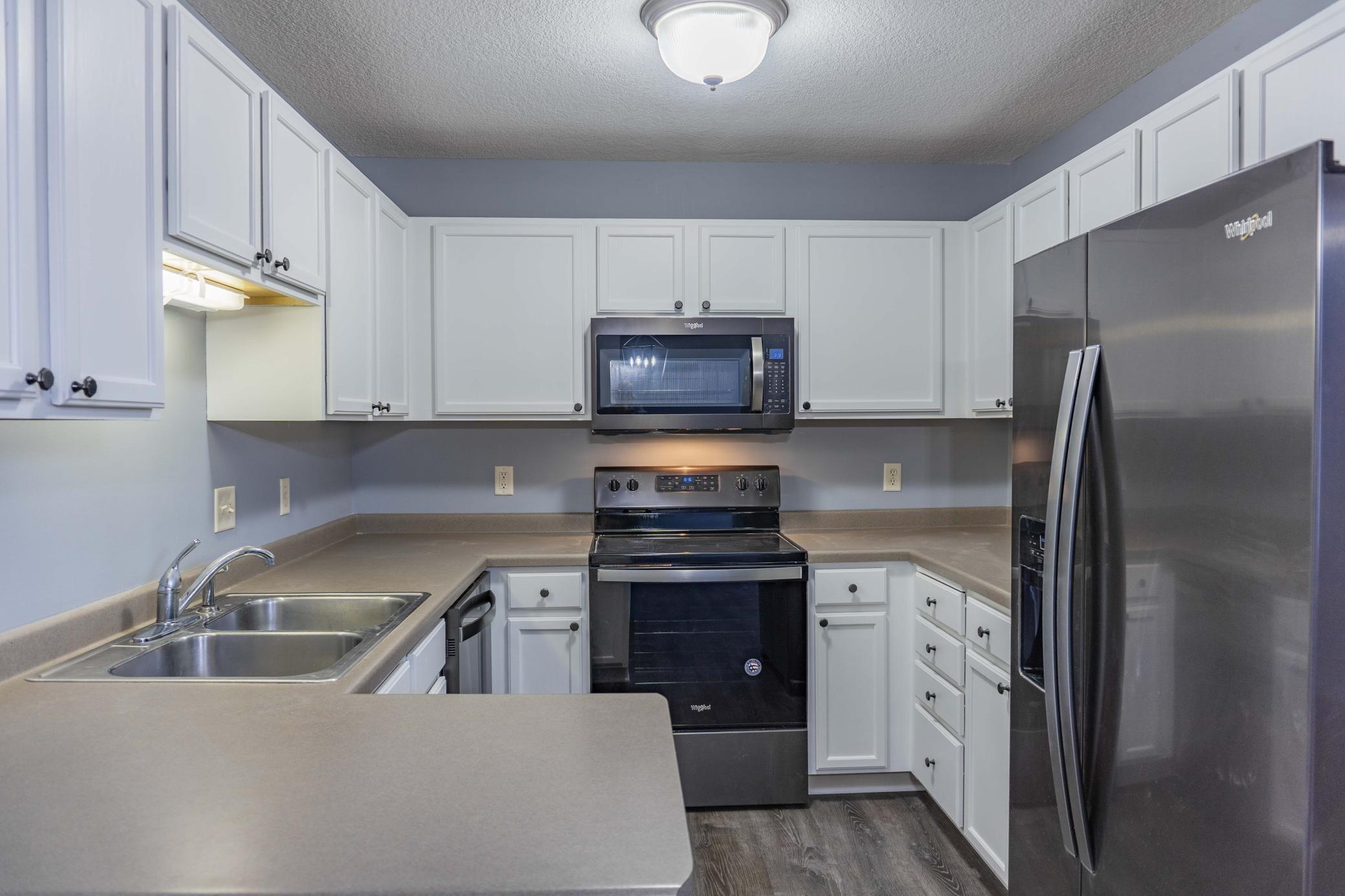 1118 Larkspur Lane
