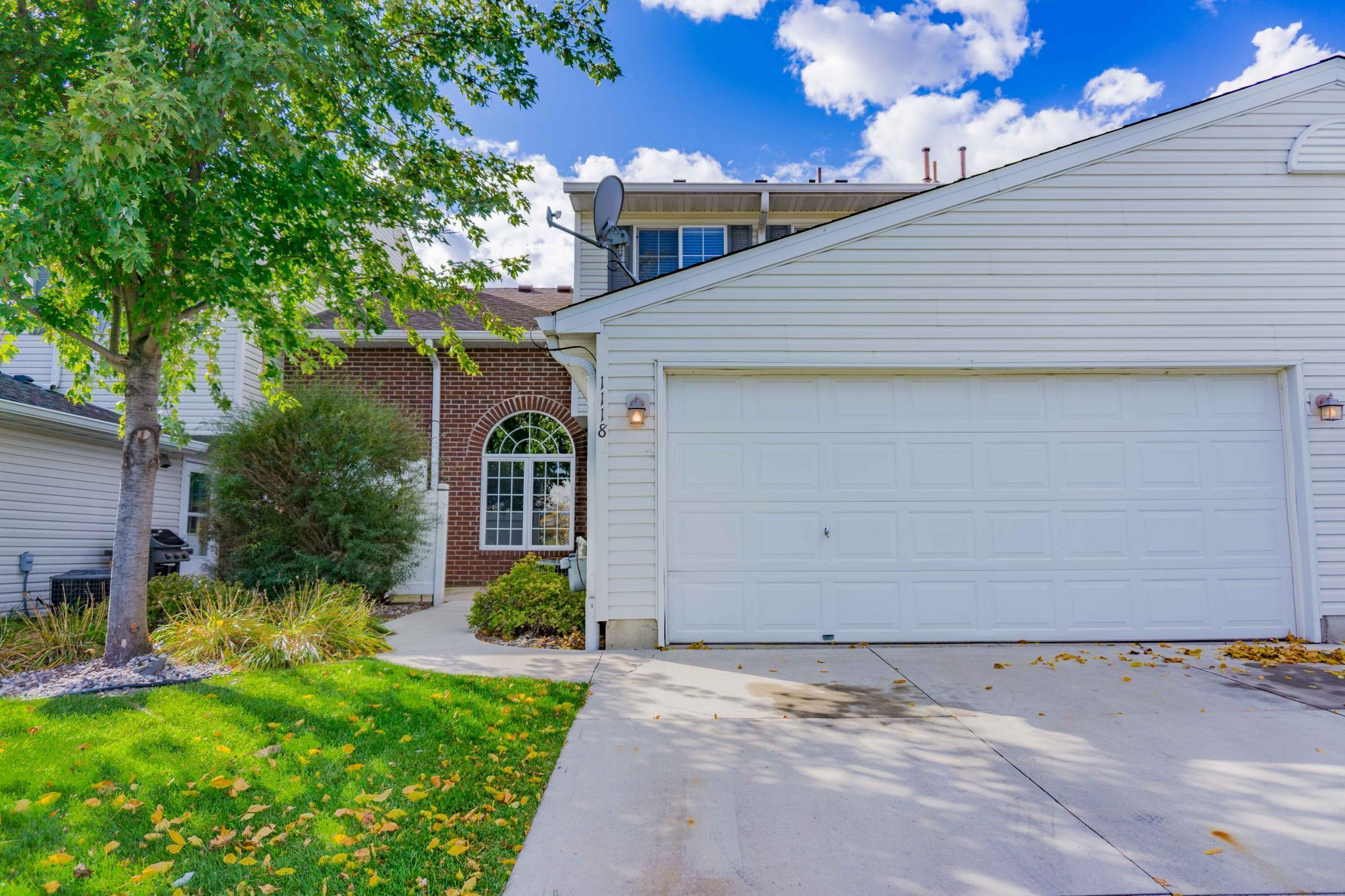 1118 Larkspur Lane