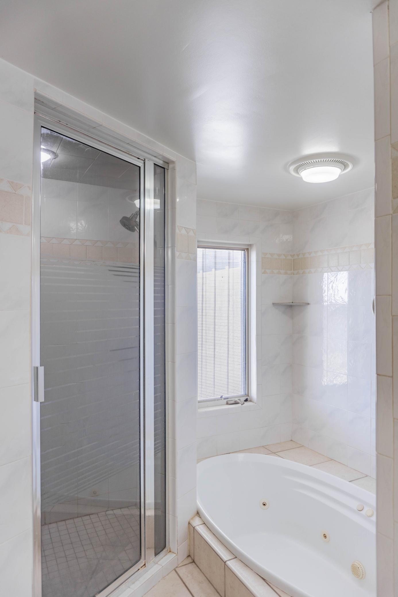 5690 County Road 10 N