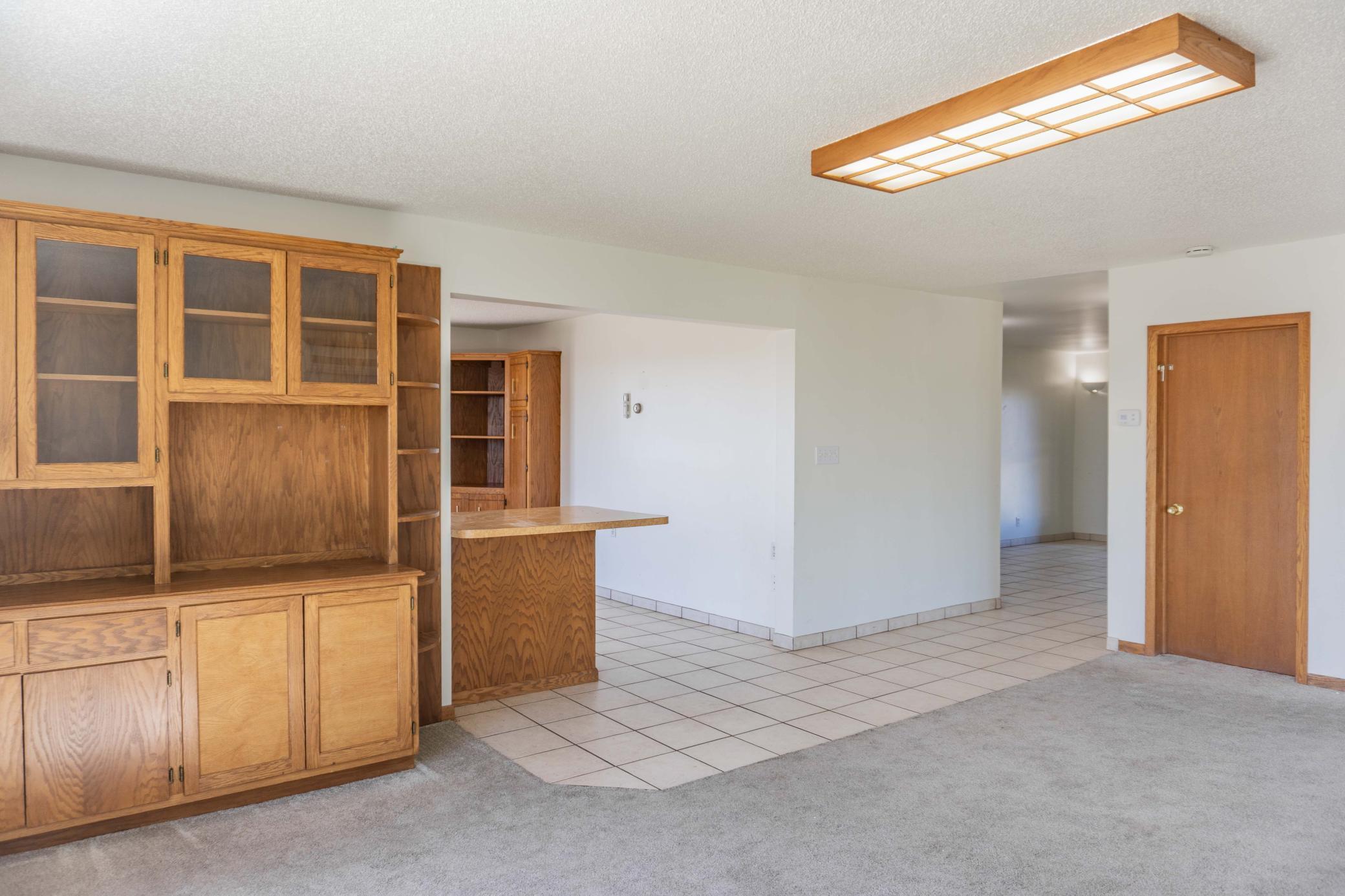 5690 County Road 10 N