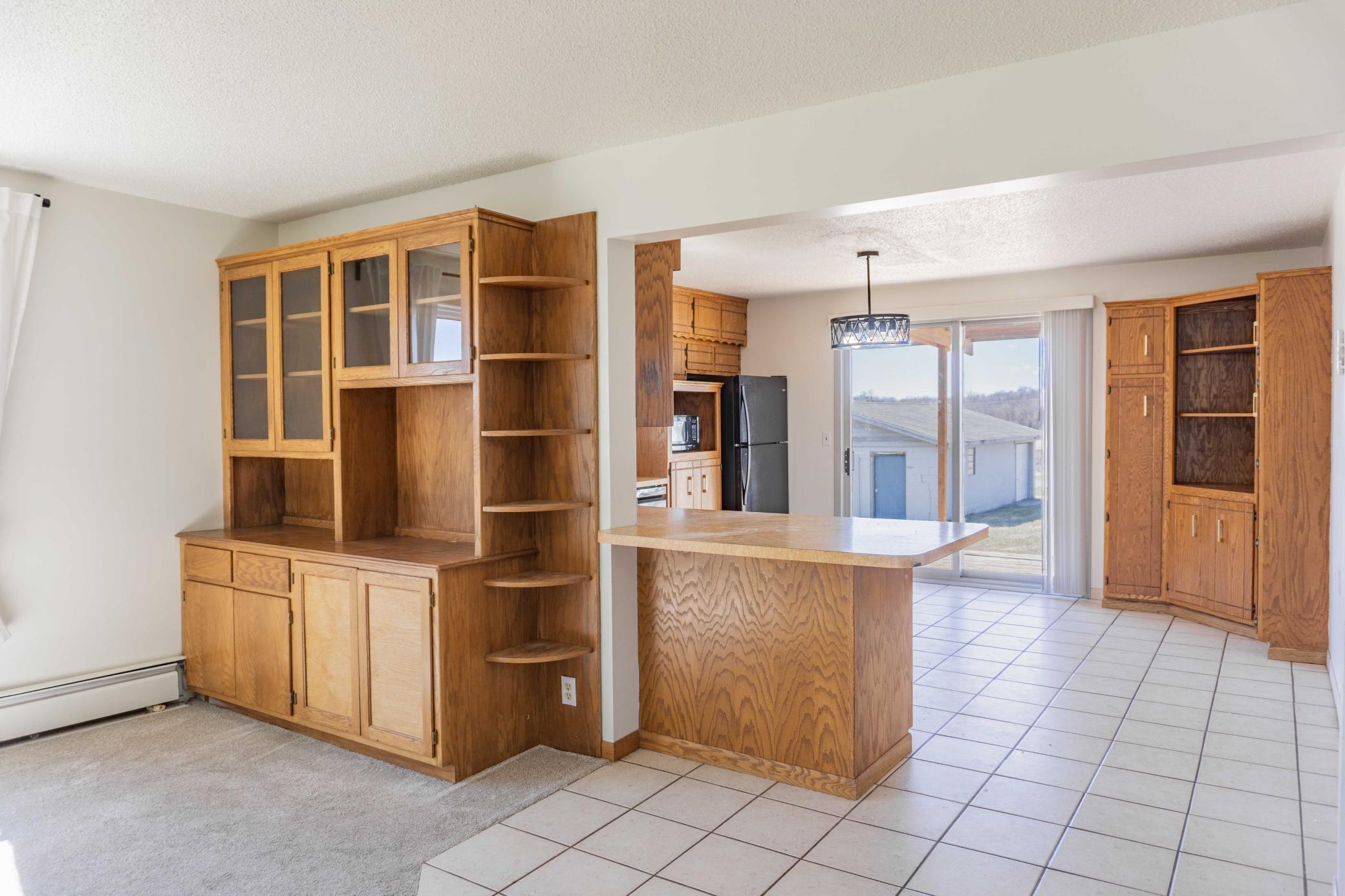 5690 County Road 10 N