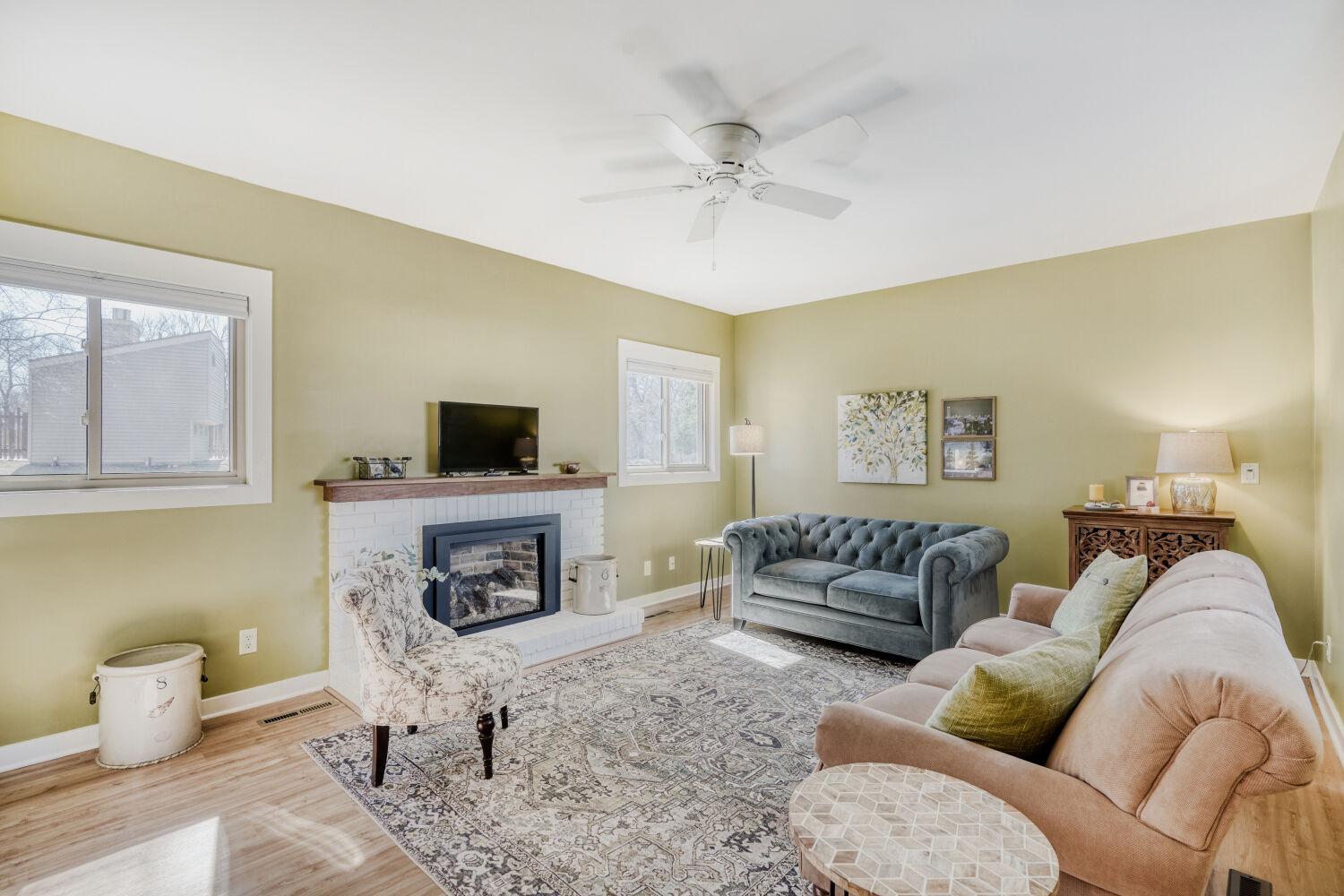 6220 Sandpiper Court