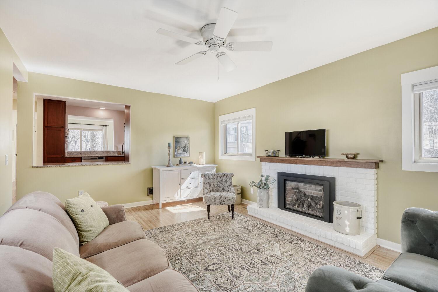 6220 Sandpiper Court