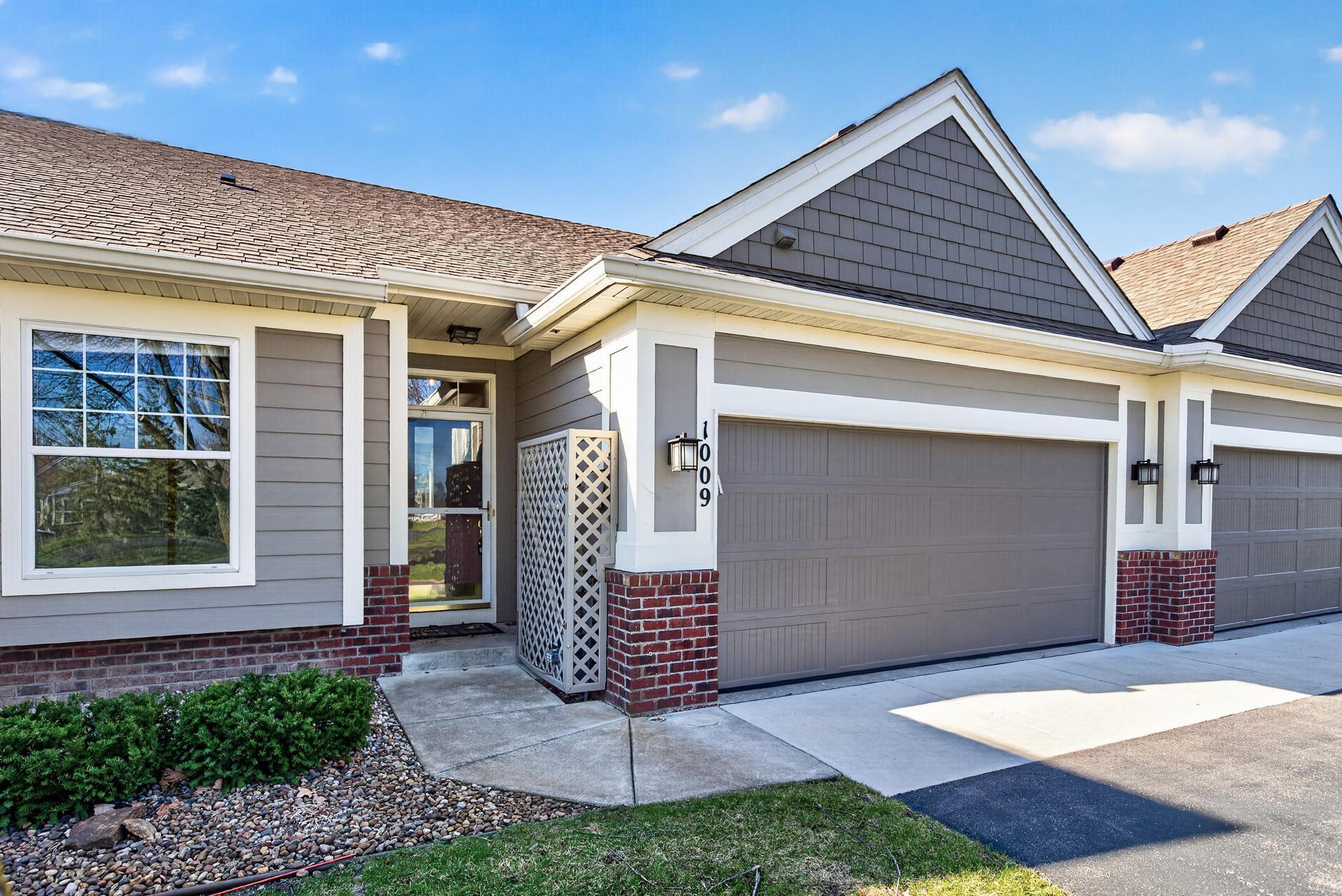 1009 Victoria Greens Boulevard