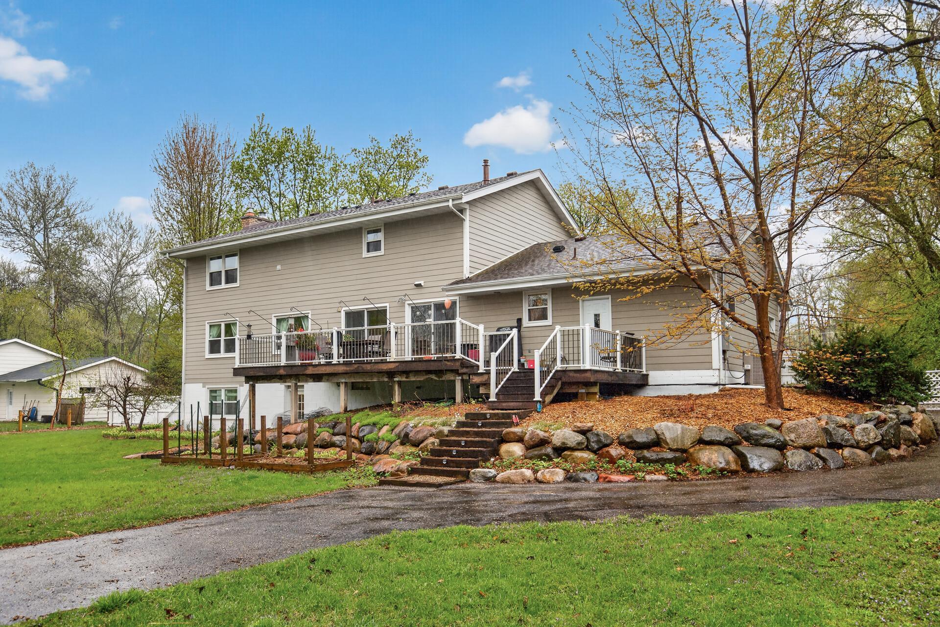 5525 Wedgewood Drive