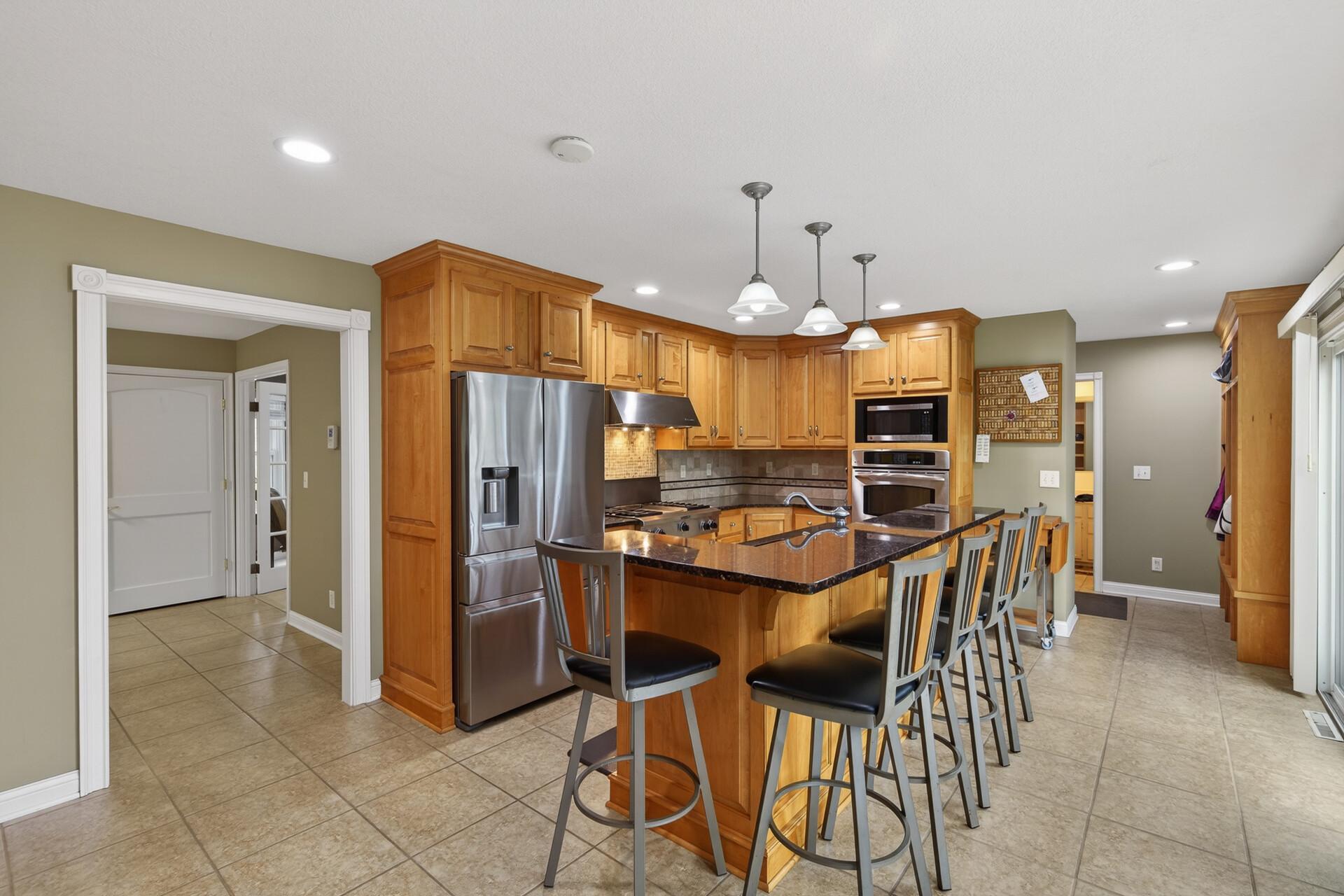 5525 Wedgewood Drive