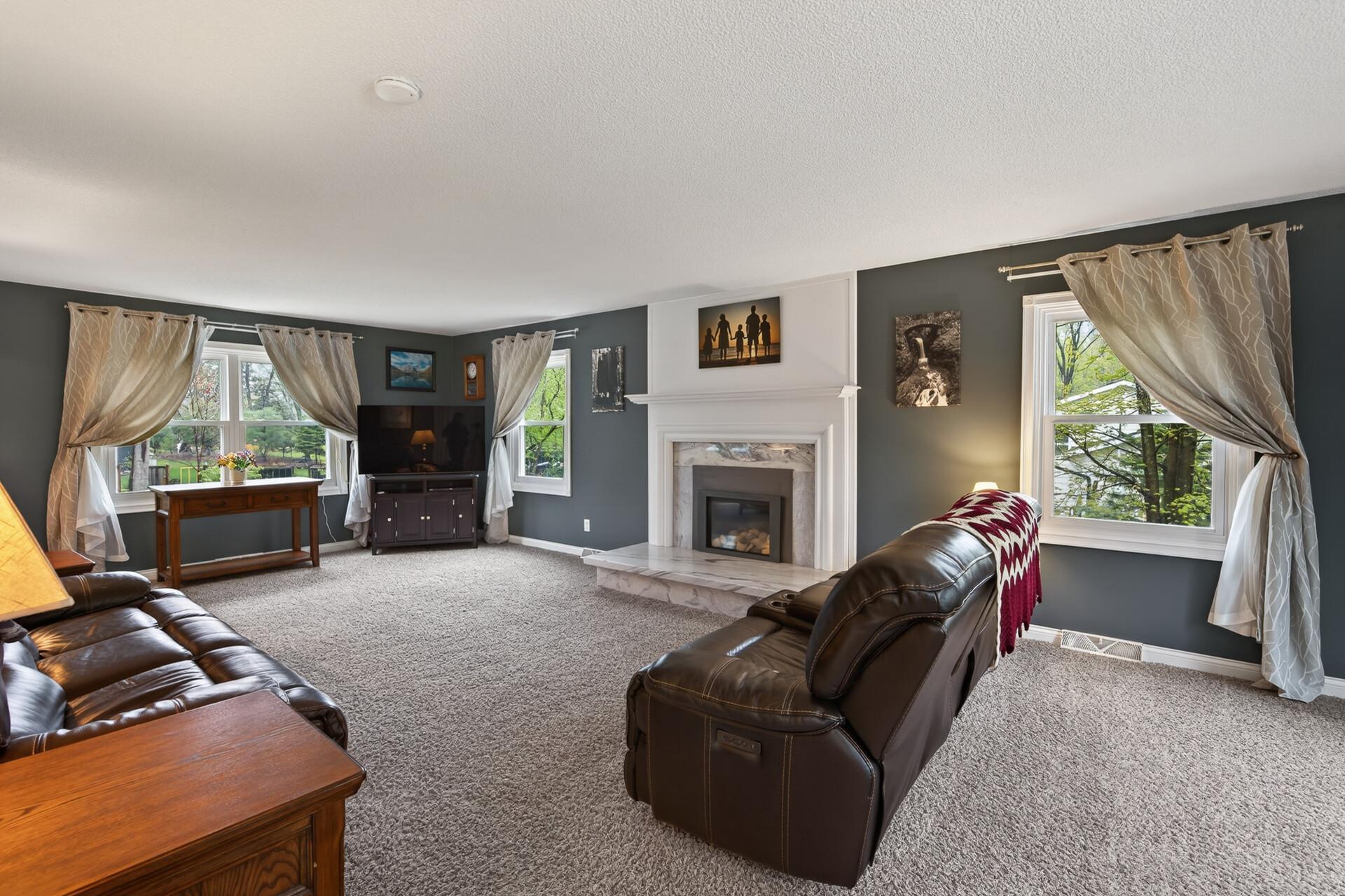 5525 Wedgewood Drive