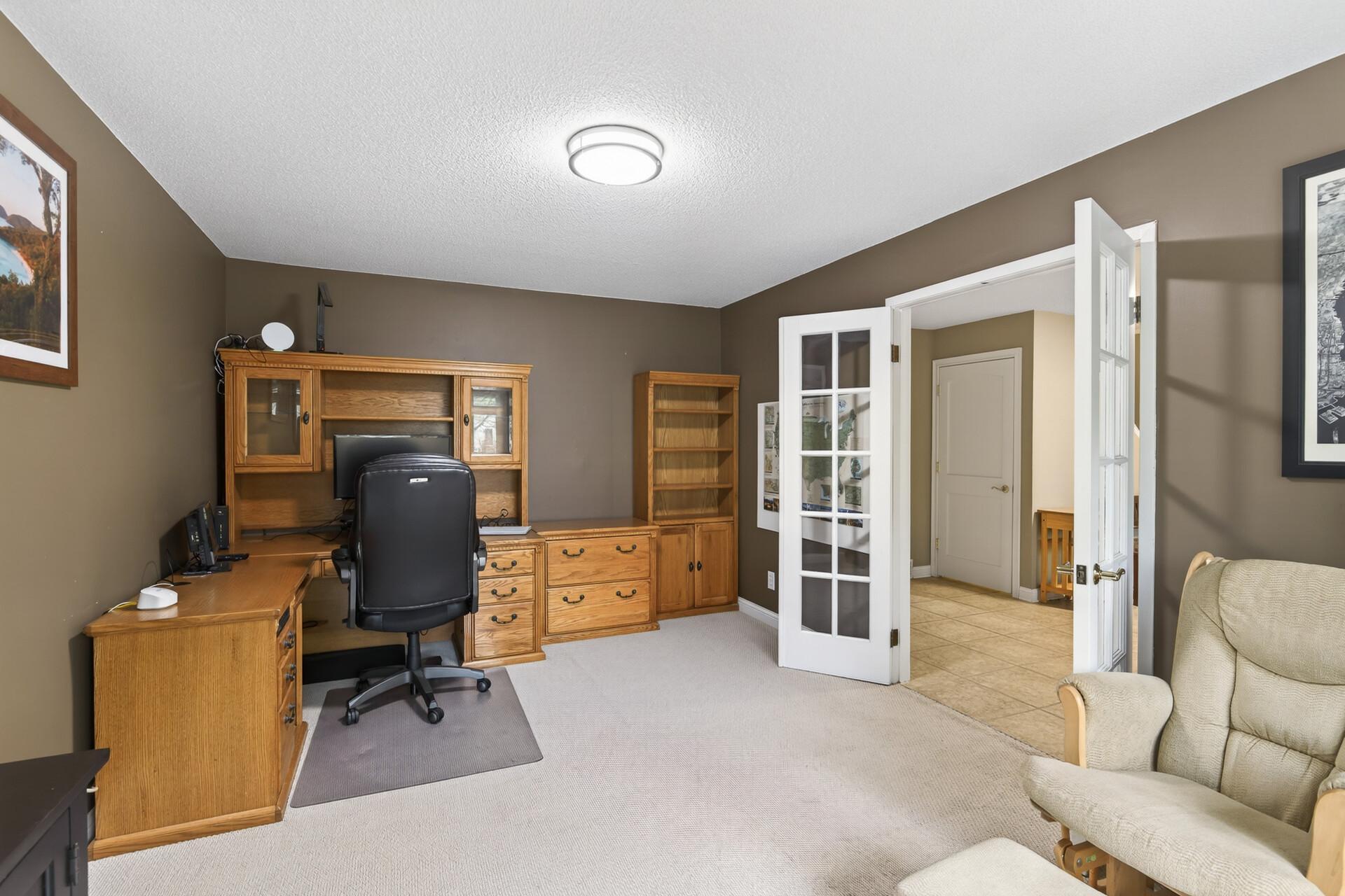 5525 Wedgewood Drive