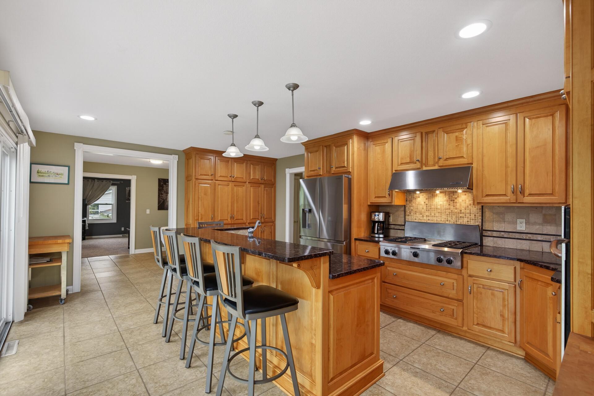 5525 Wedgewood Drive