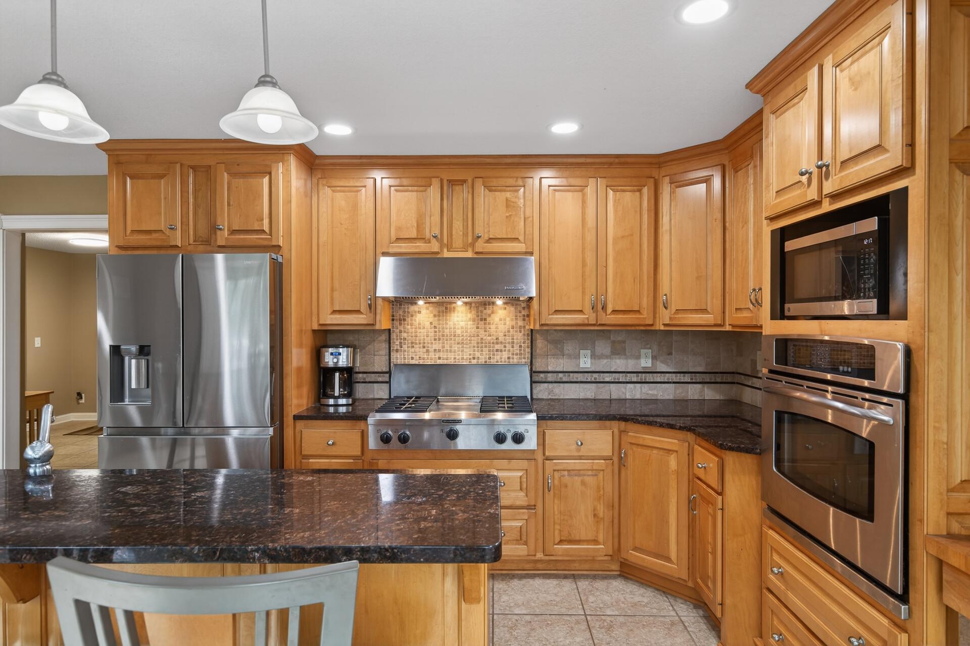 5525 Wedgewood Drive