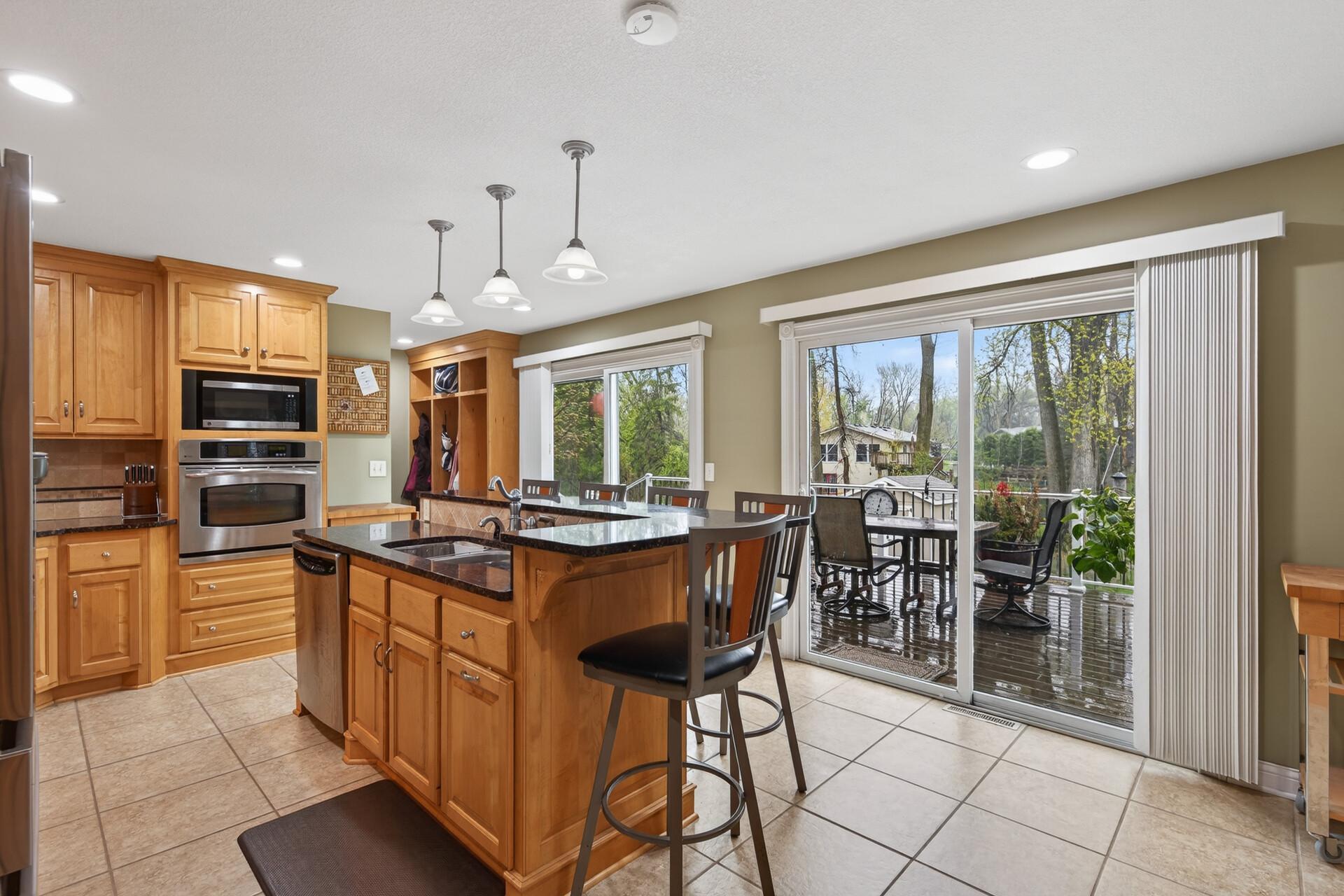 5525 Wedgewood Drive