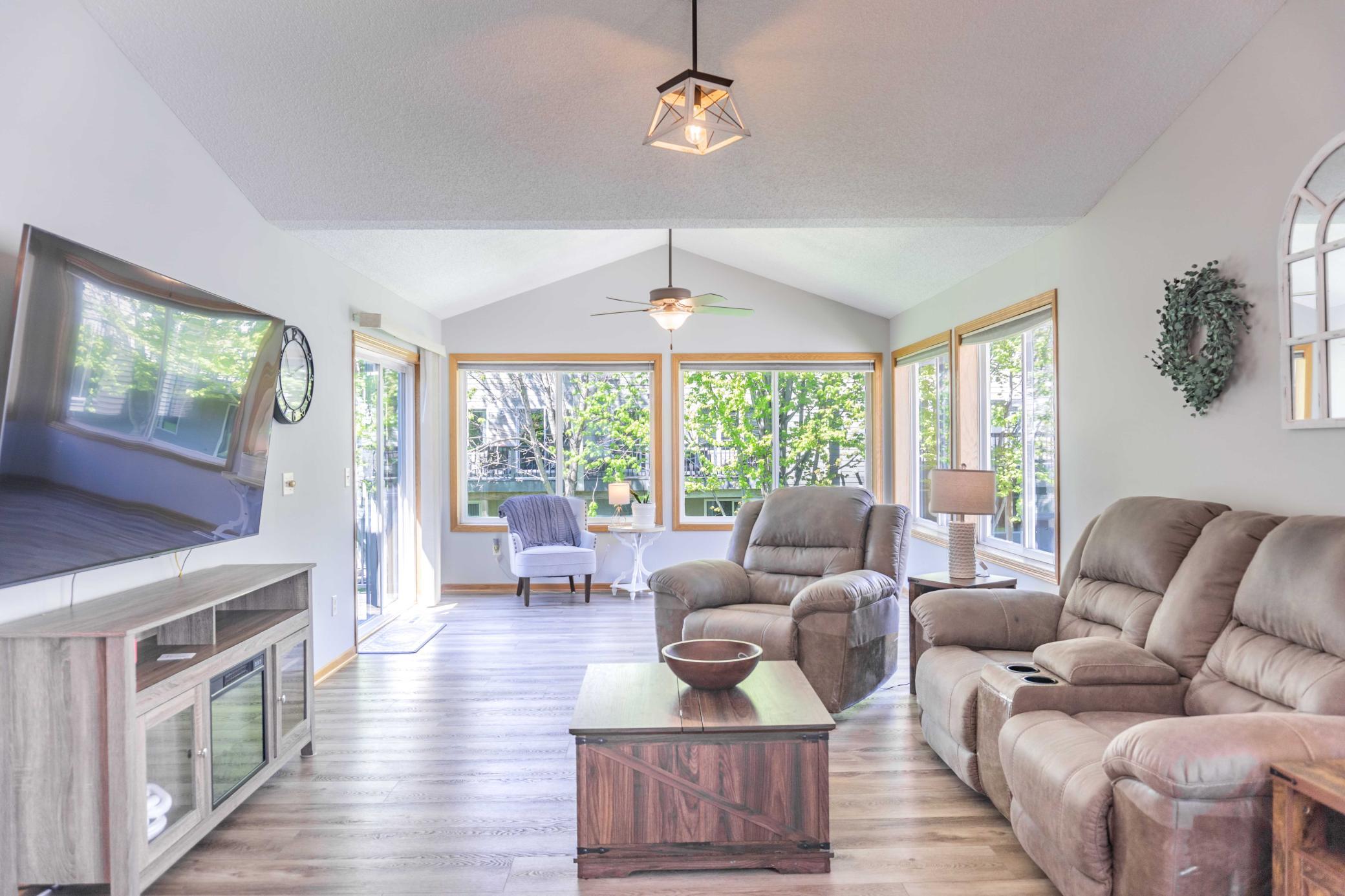1020 Primrose Lane