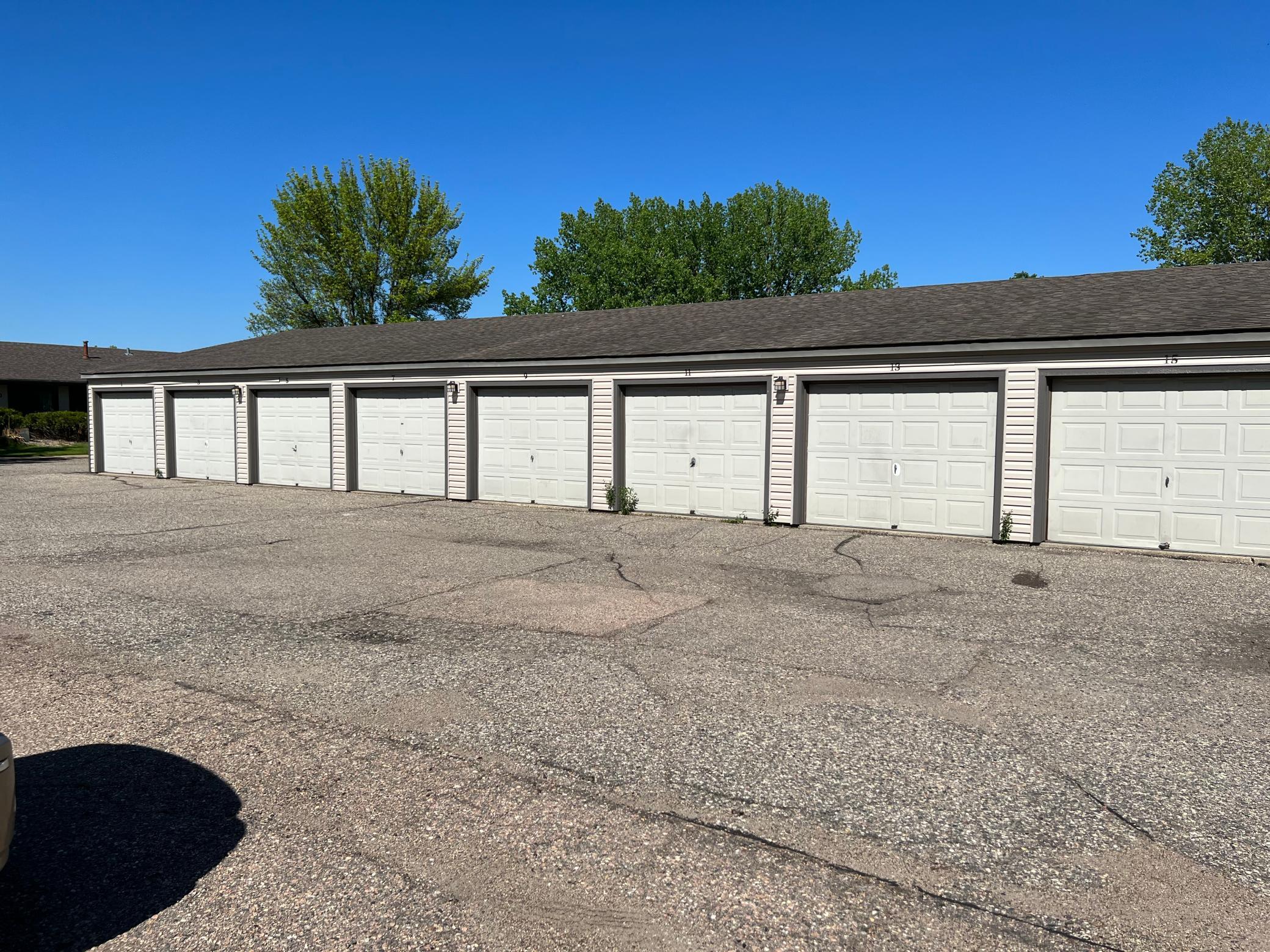 1615 Commercial Avenue Unit: 203