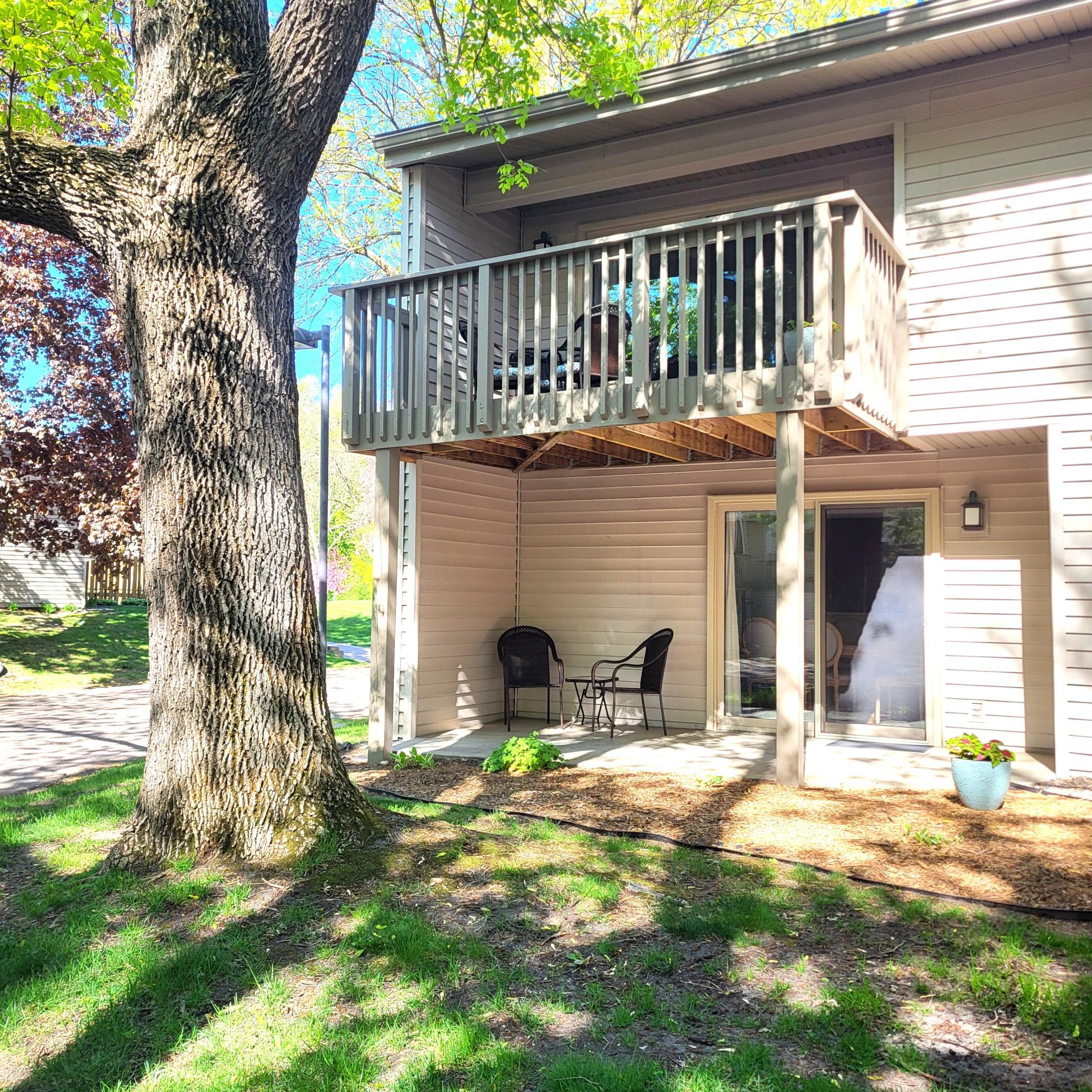 6220 Sandpiper Court