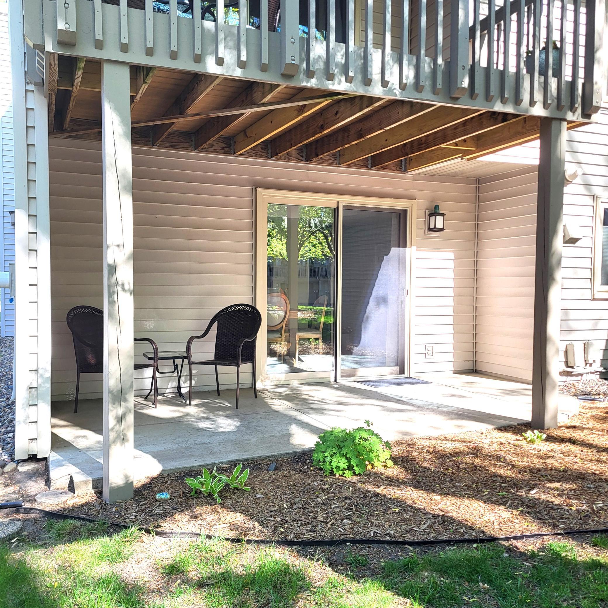 6220 Sandpiper Court