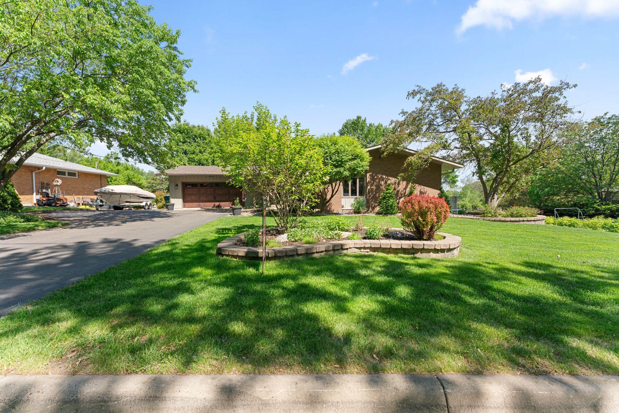 1345 Broadview Avenue
