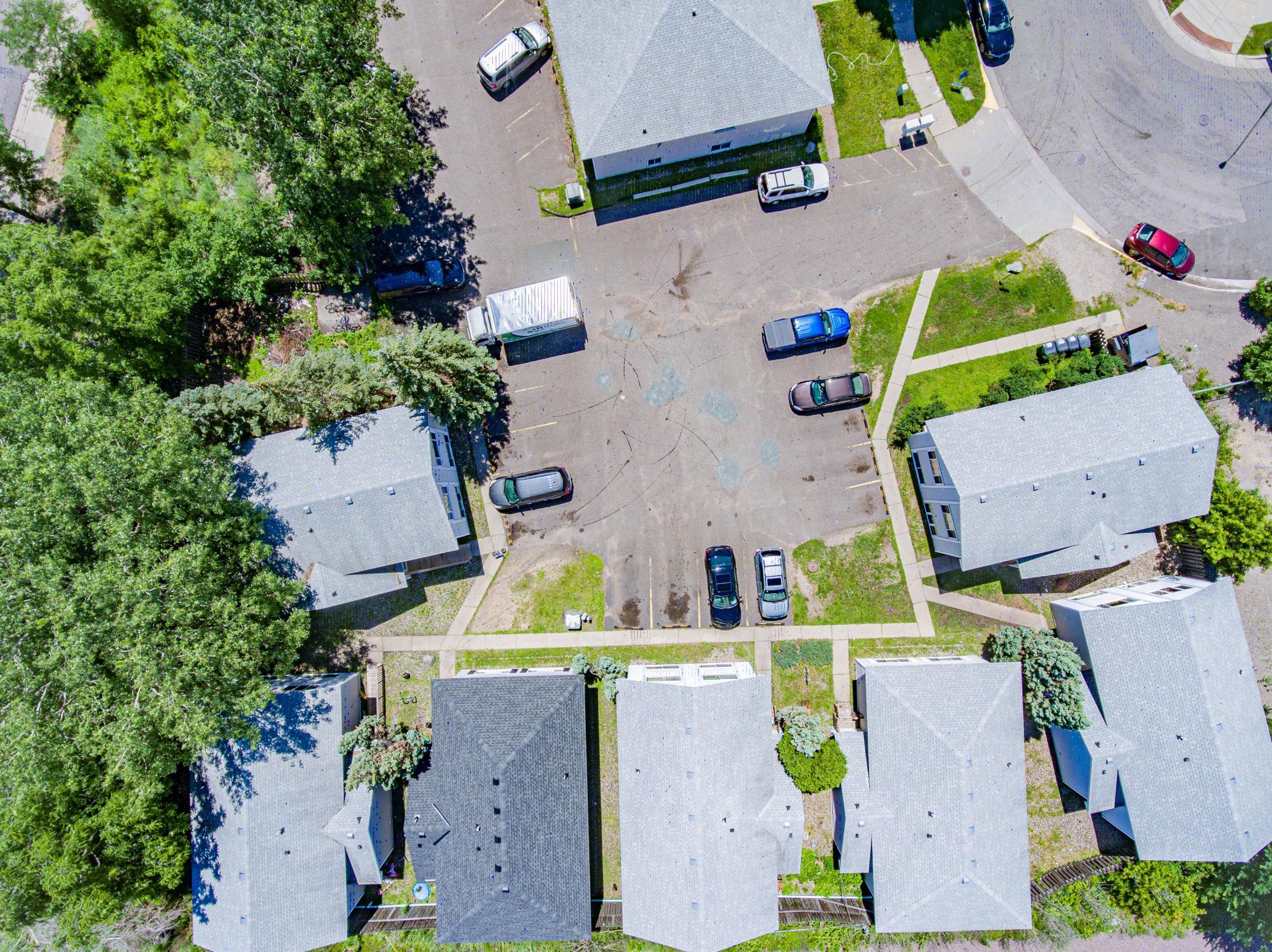 904 9th Avenue SE