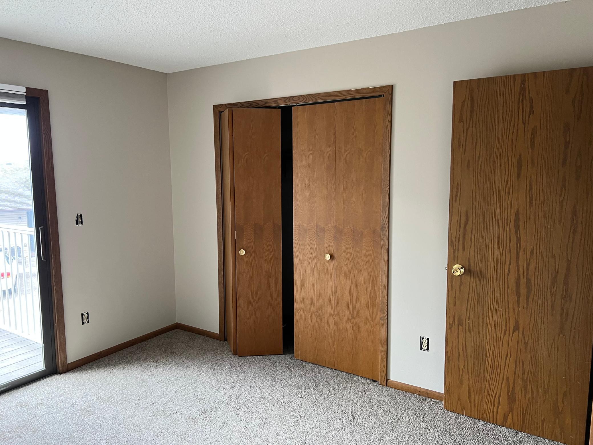 1615 Commercial Avenue Unit: 202