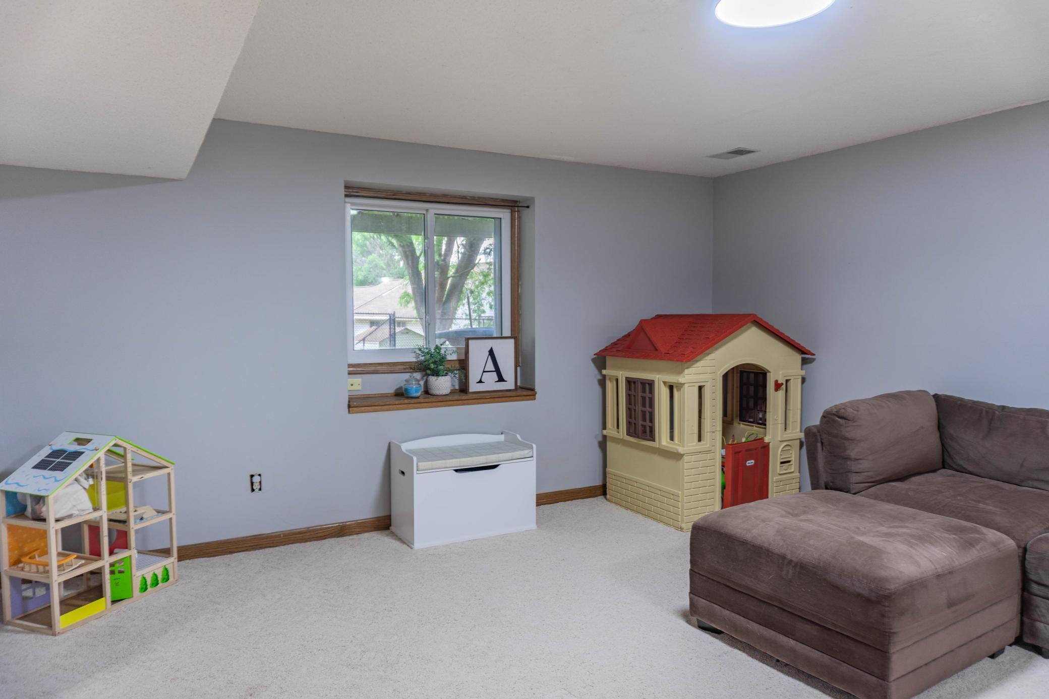 4874 W 144th Street