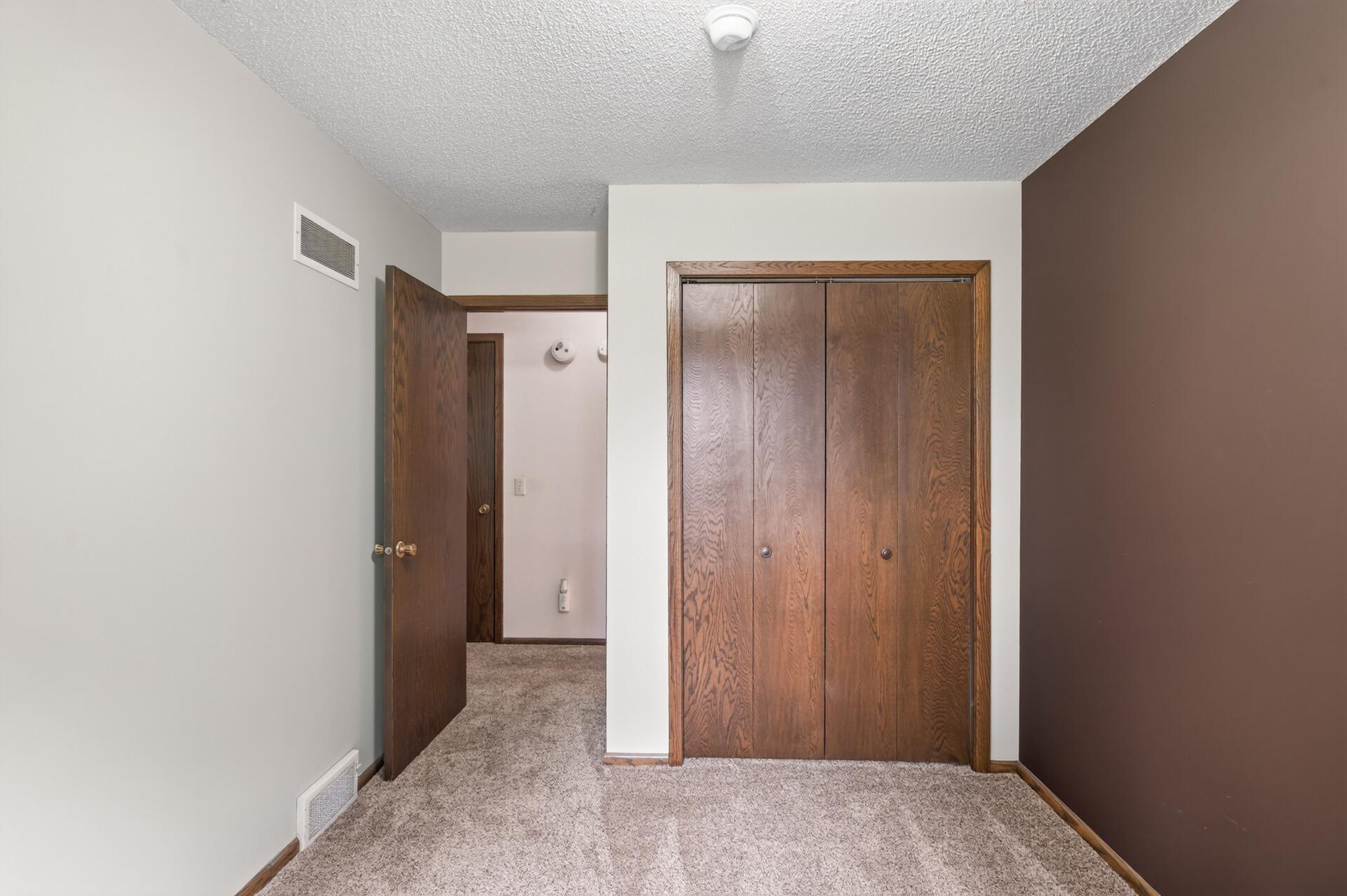 1589 Crest Drive