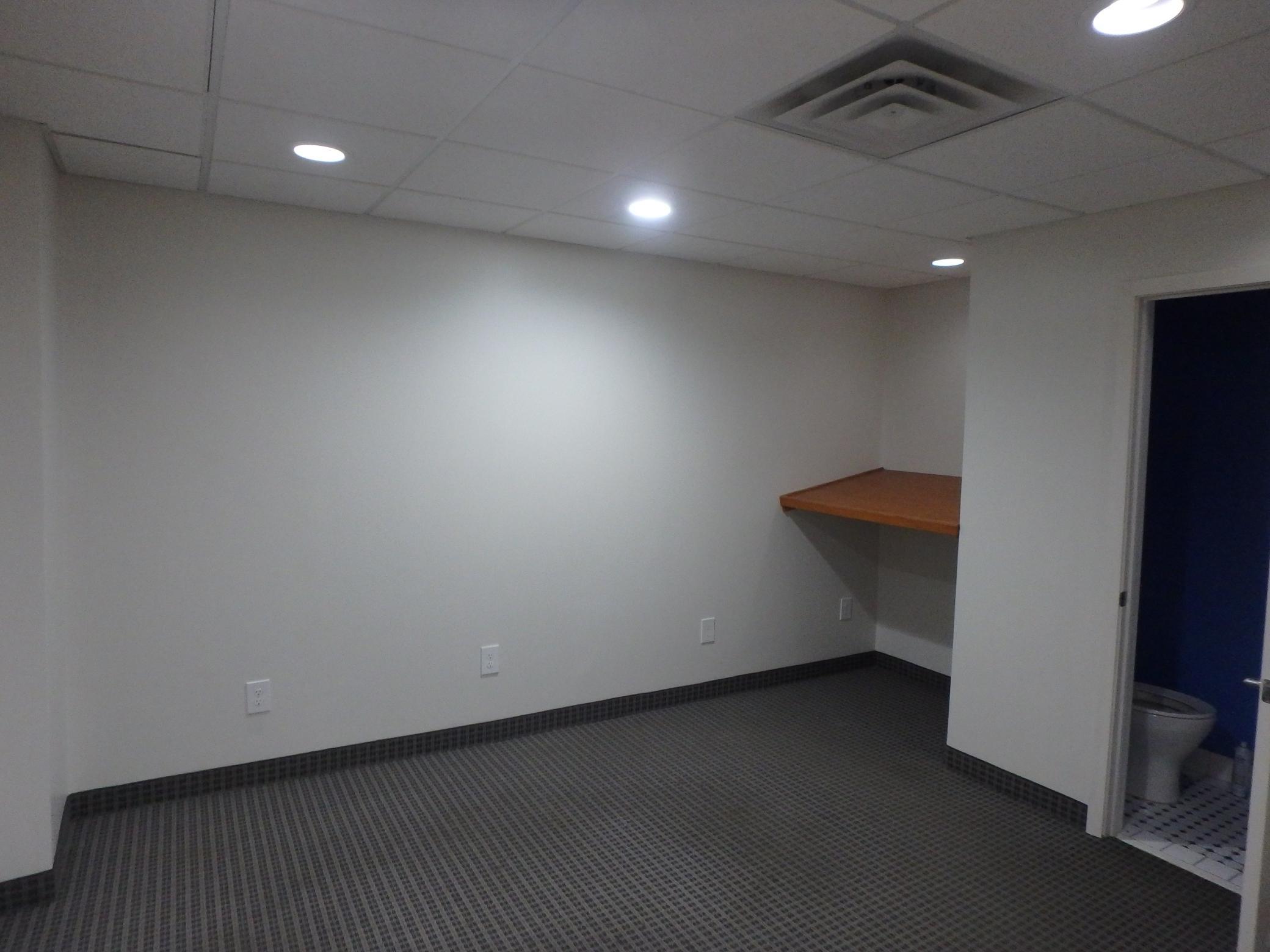 112 E 5th Street Unit: 101