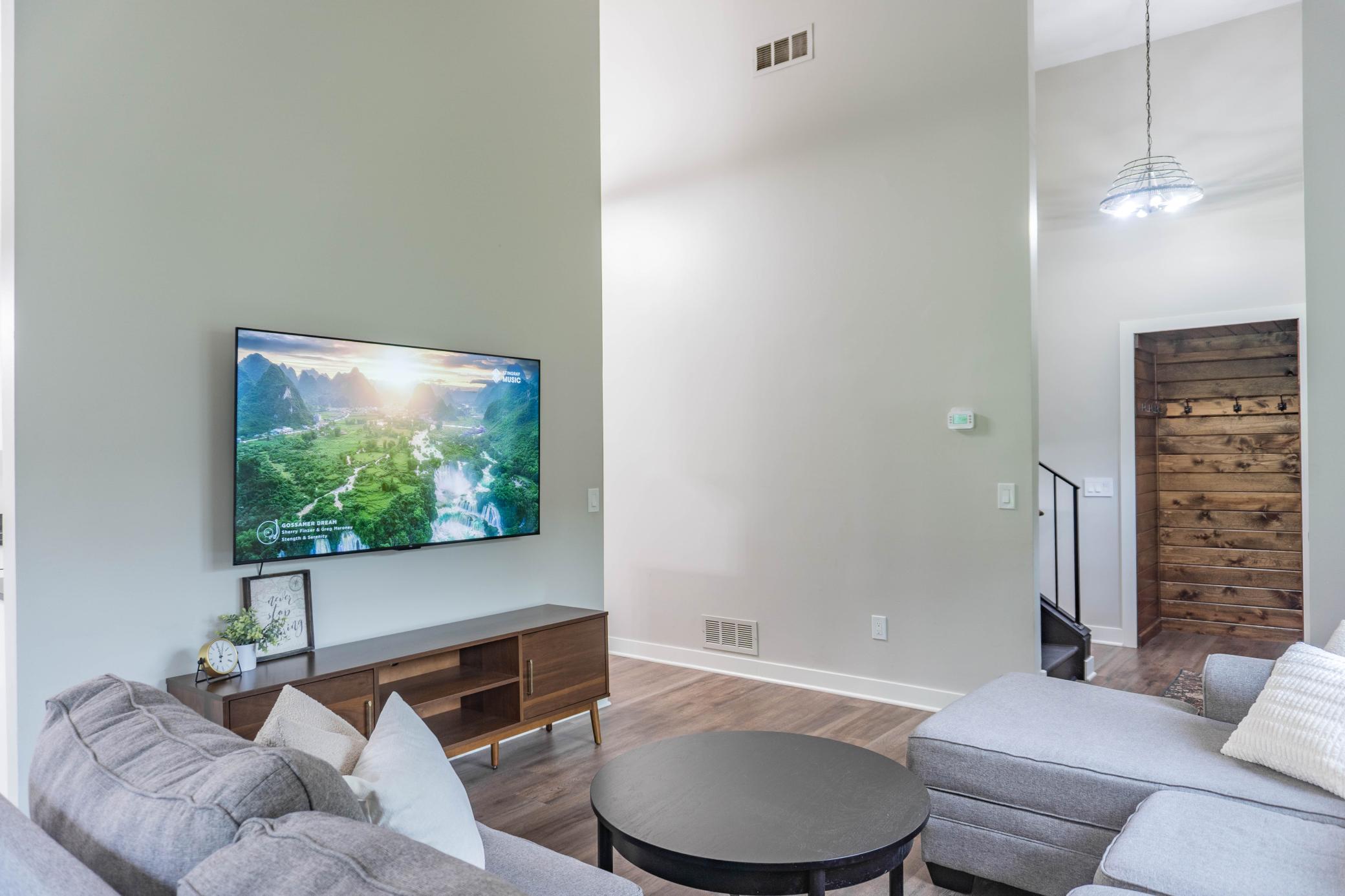 1035 Fox Run Road