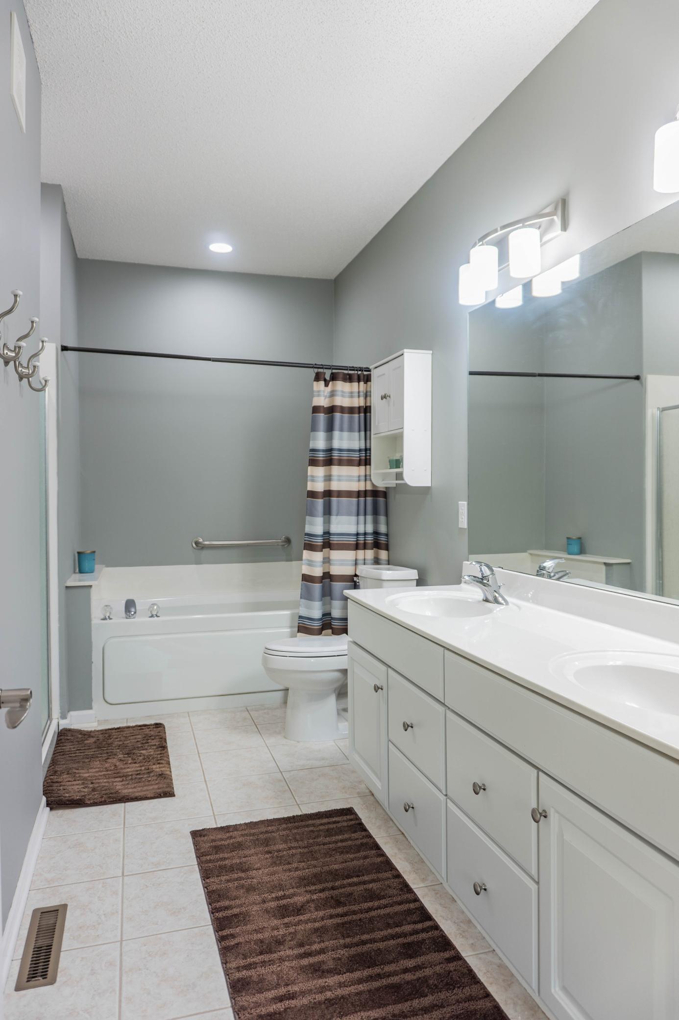 988 Daylily Drive