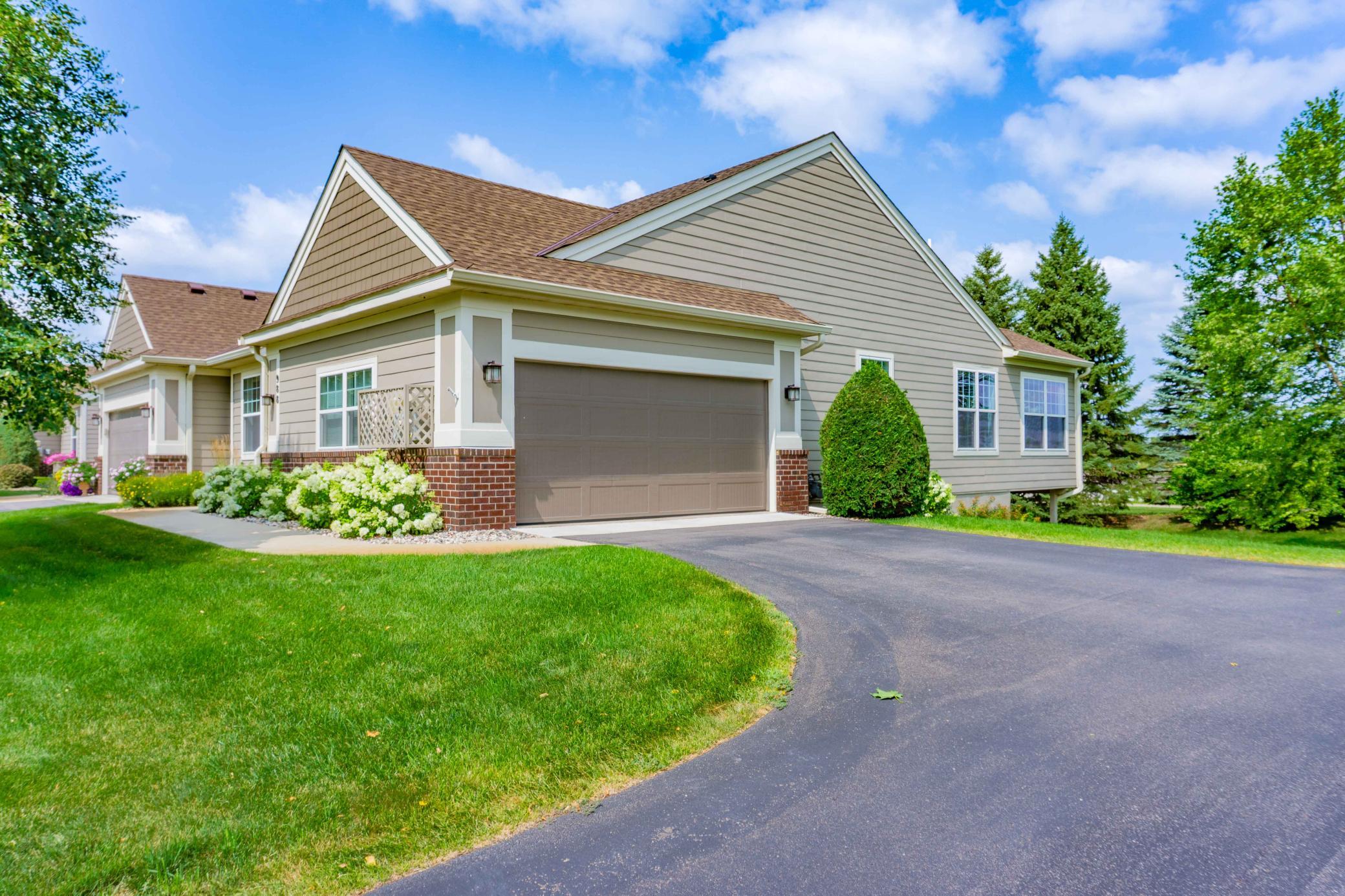 988 Daylily Drive