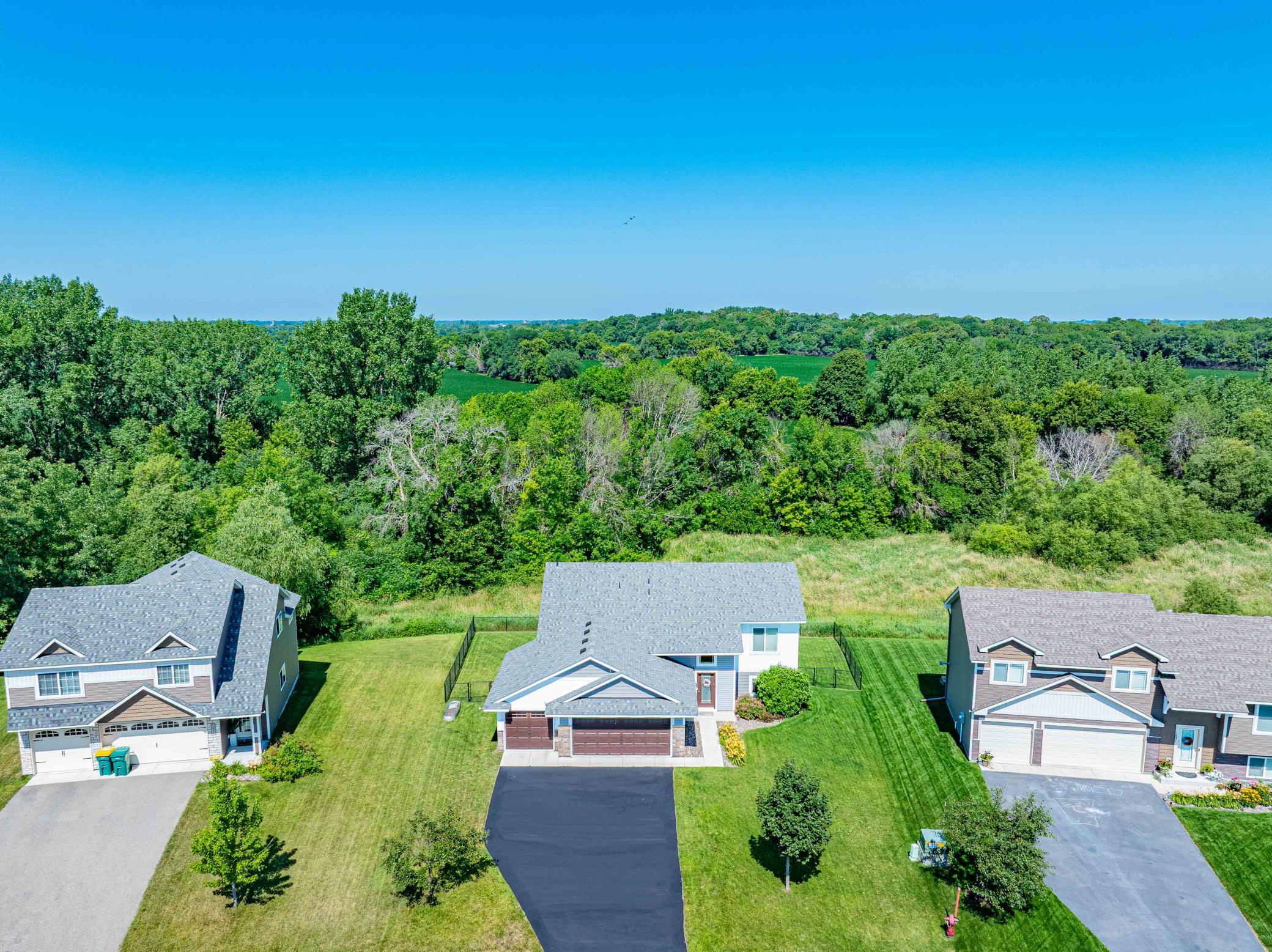 1635 Hidden Trail