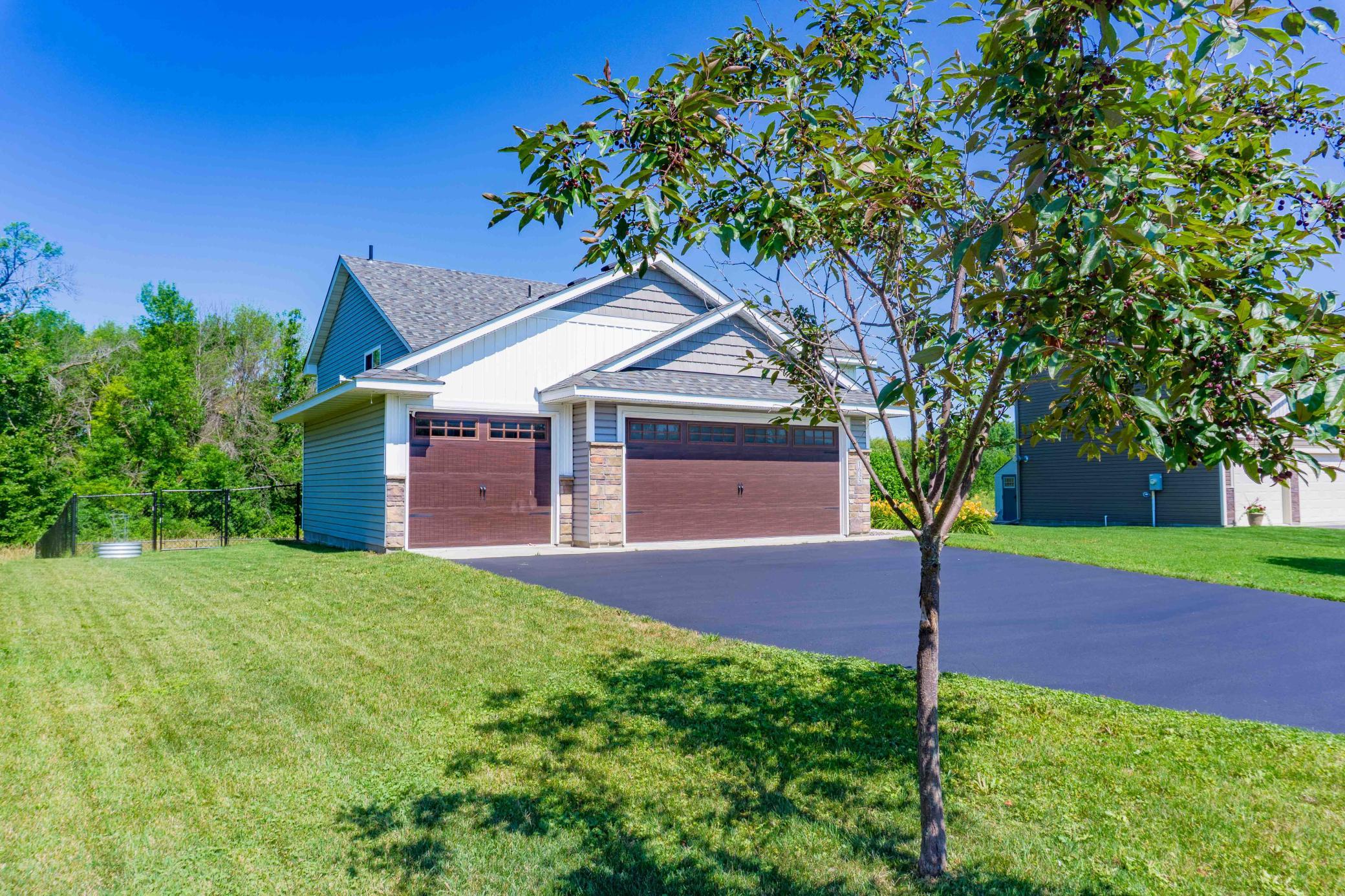 1635 Hidden Trail