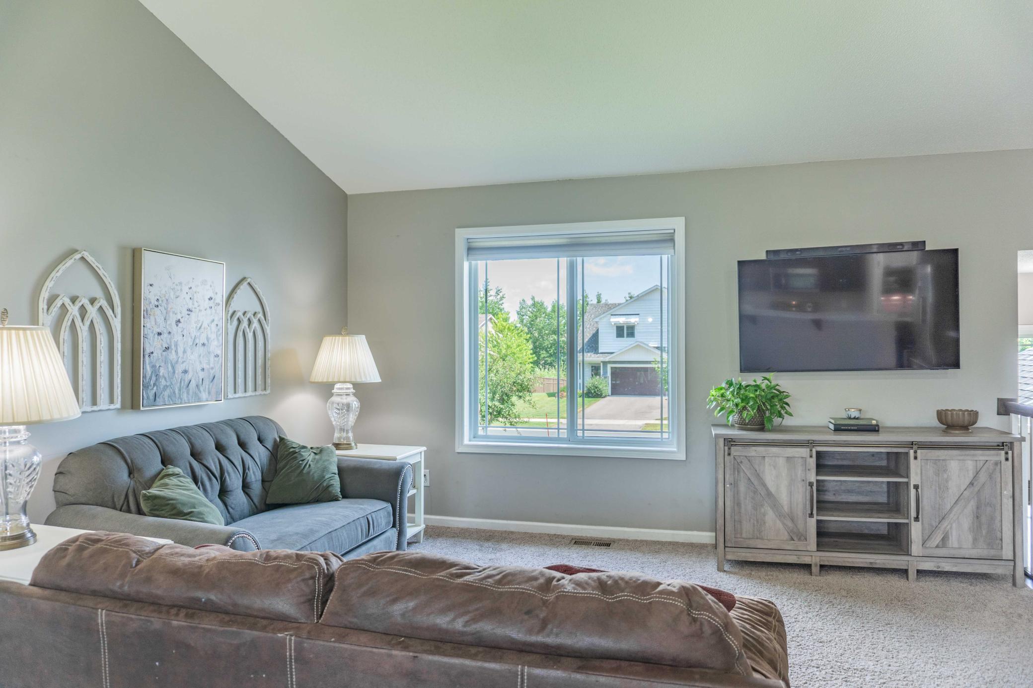 1635 Hidden Trail