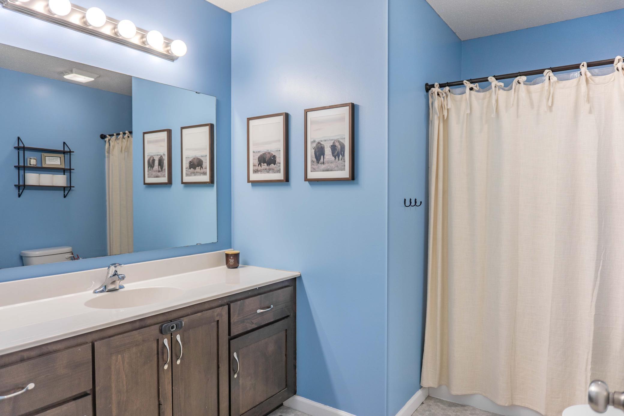 1635 Hidden Trail