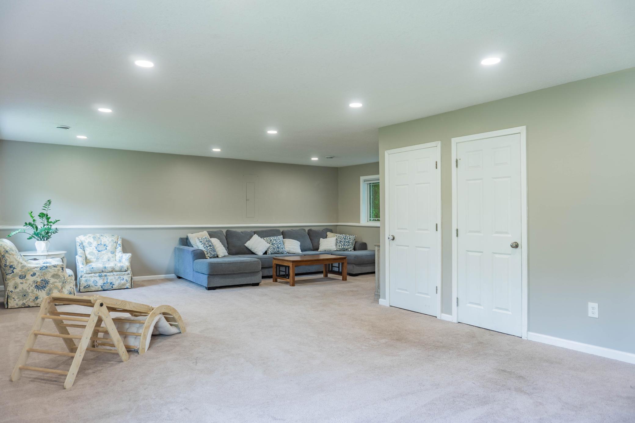 1635 Hidden Trail